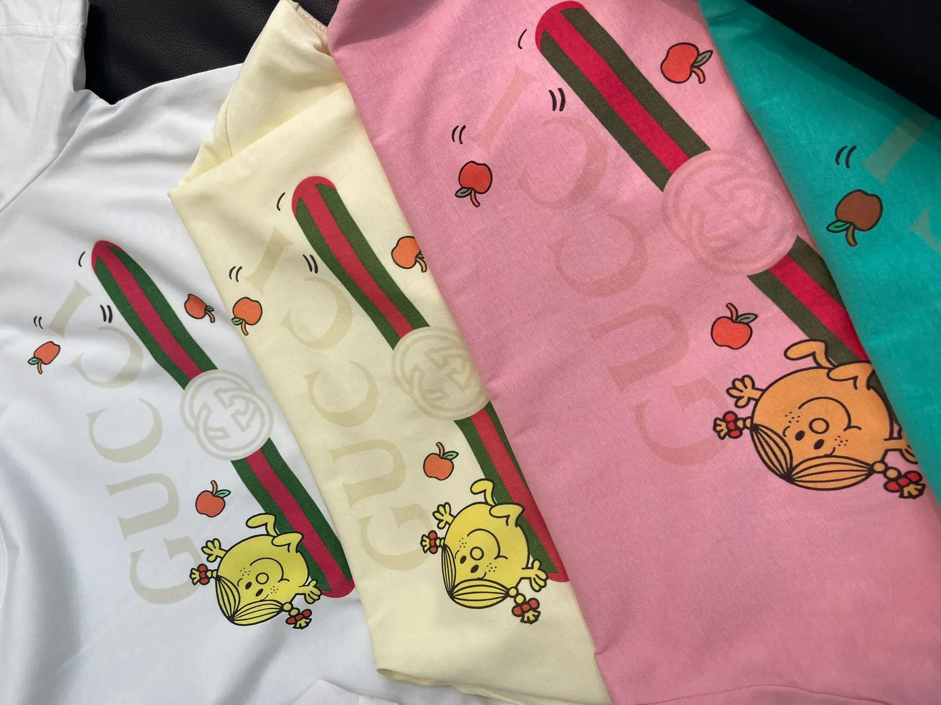 Футболки Женские Gucci 935256