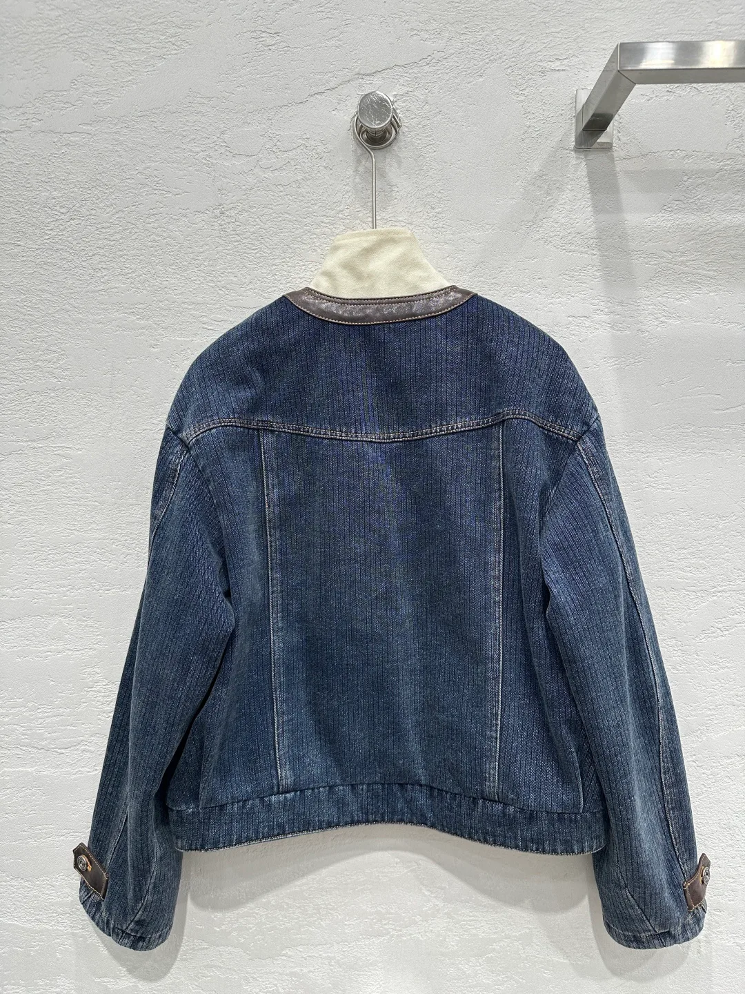 Куртки И Пуховики Женские Prada 12779