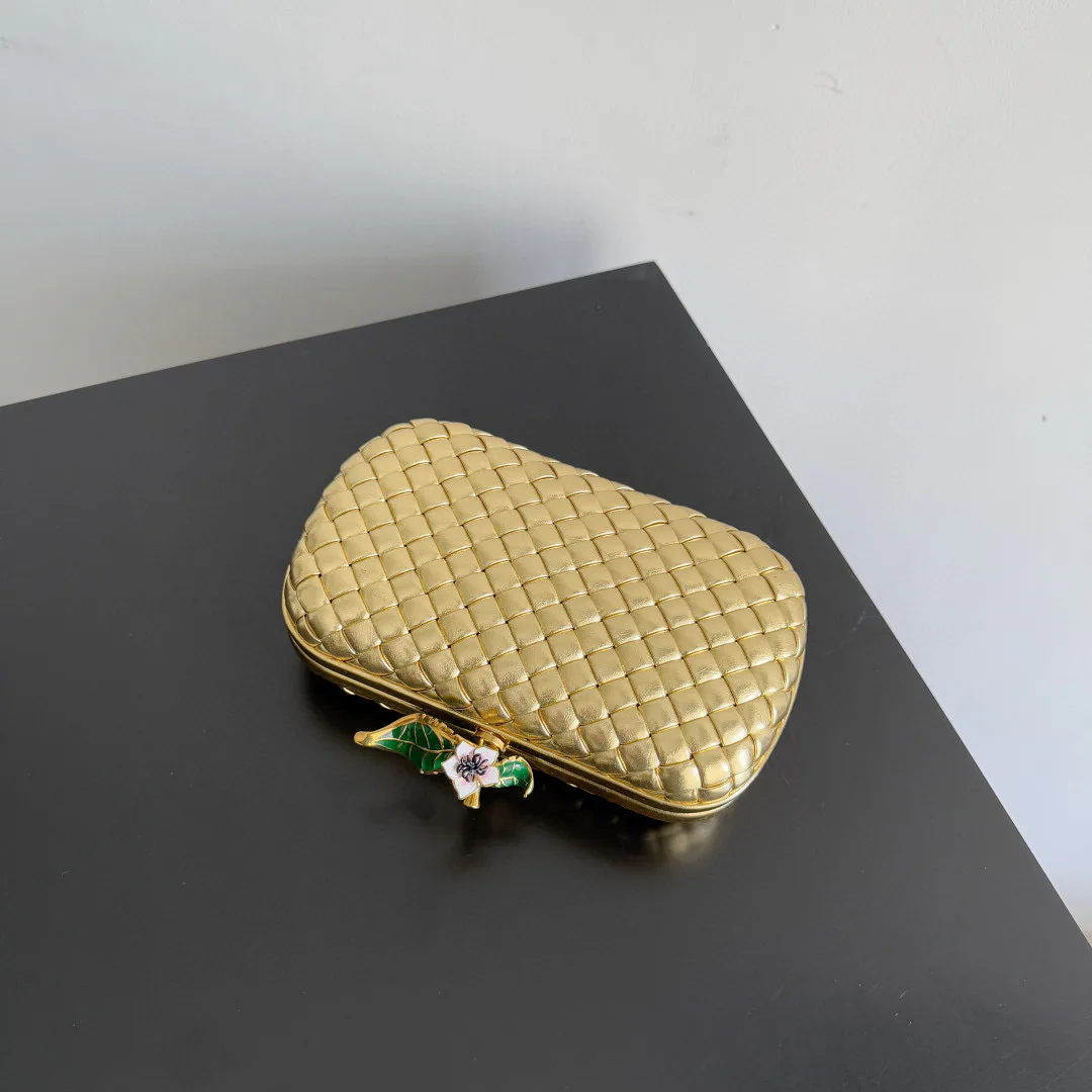 Клатчи Женские Bottega Veneta 154300