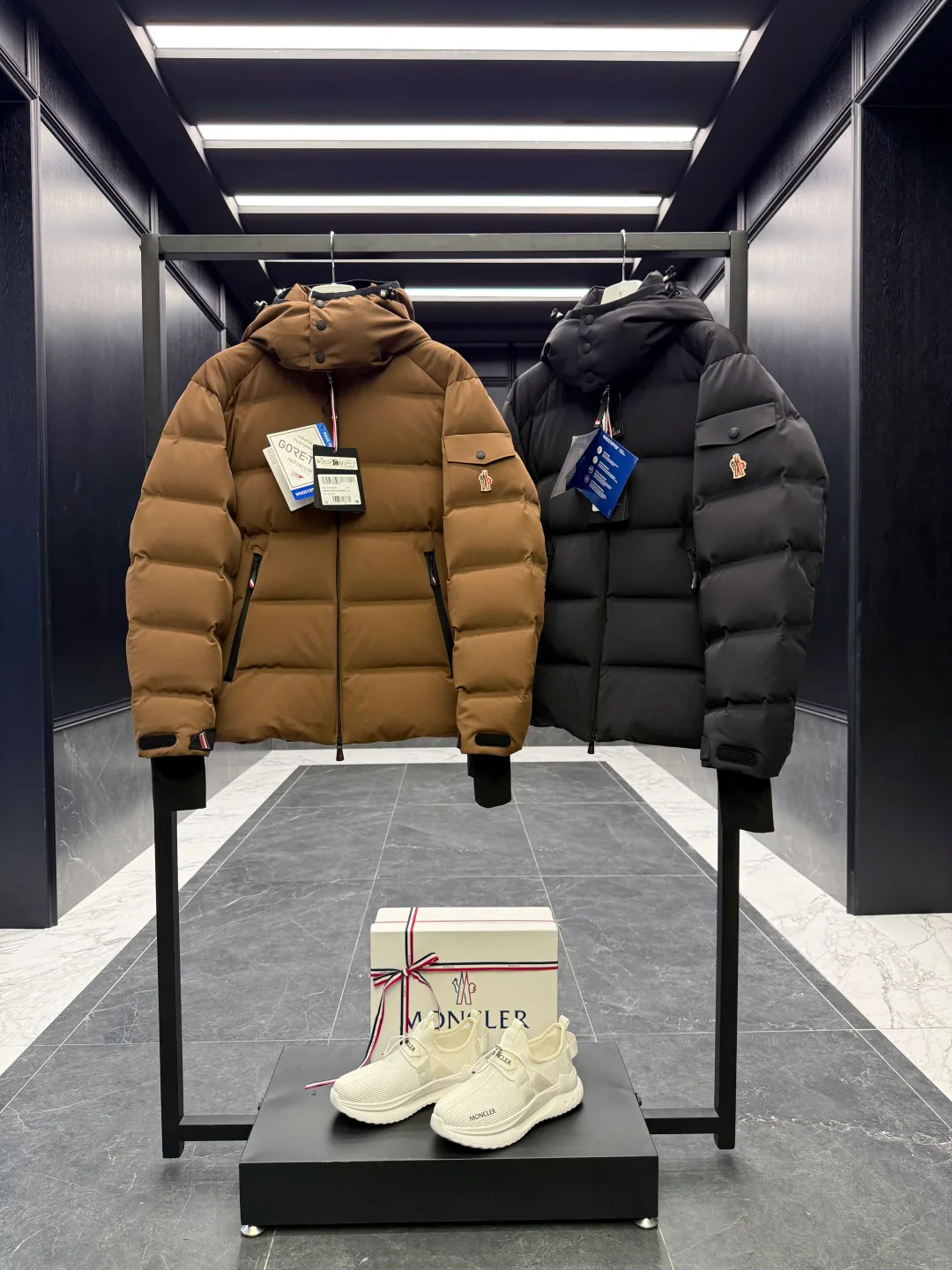 Куртки И Пуховики Мужские Moncler 171436