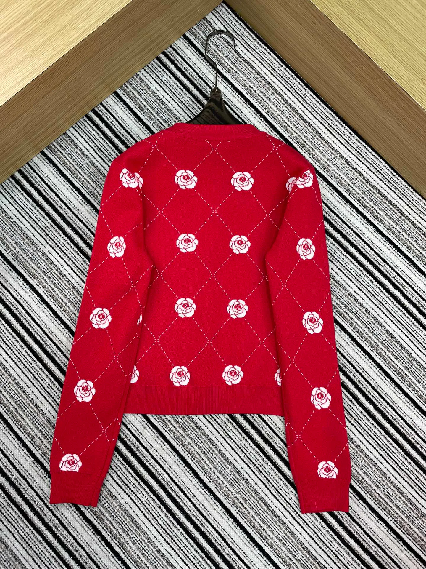 Джемперы И Свитеры Женские Chanel 1533019