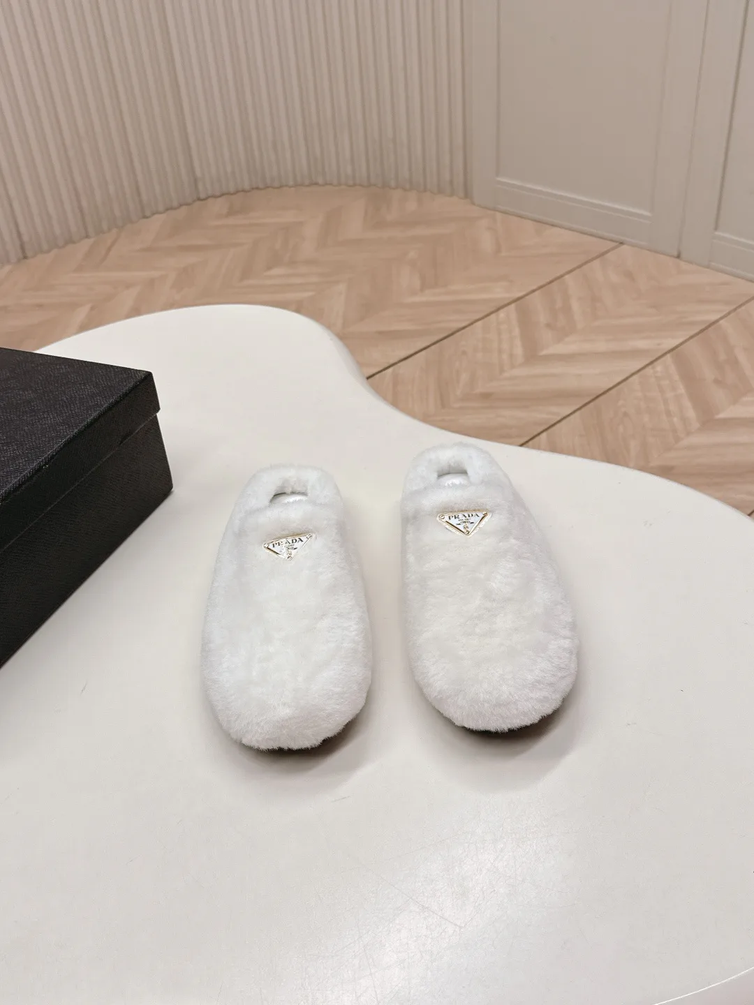 Тапочки Женские Prada 432121