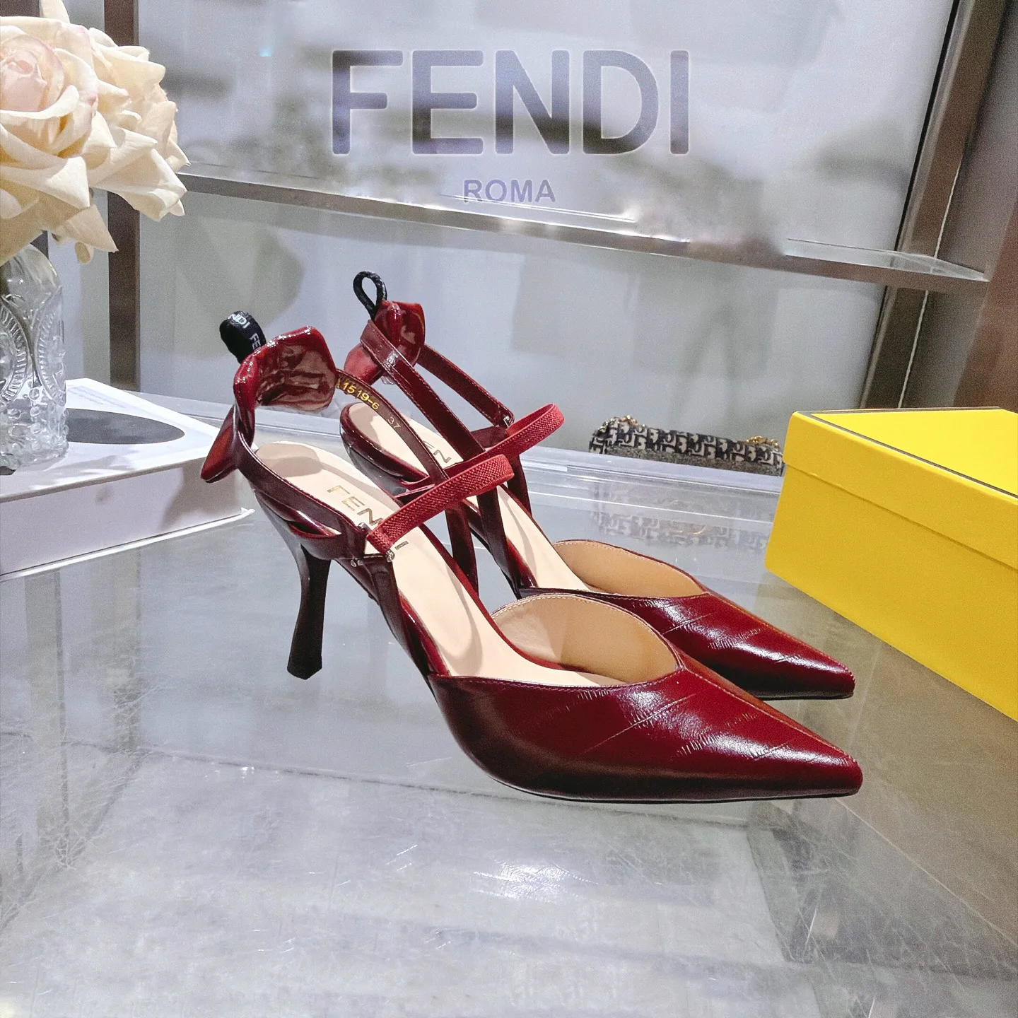 Туфли Женские Fendi 18247857