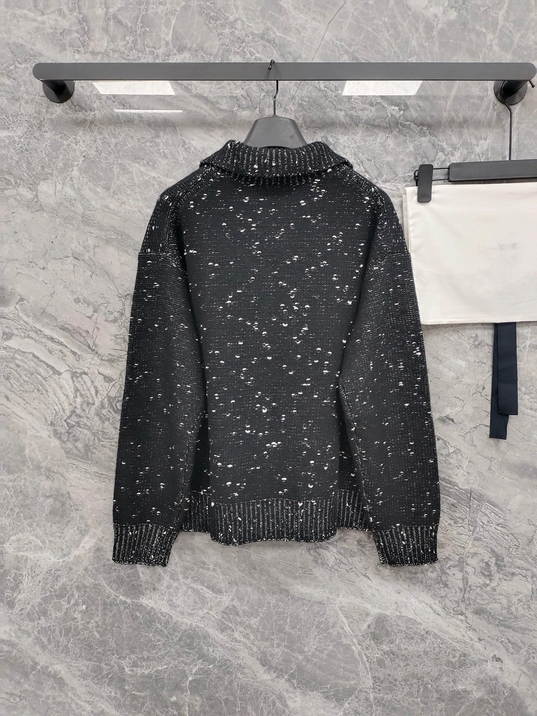 Джемперы И Свитеры Женские Chanel 18743654