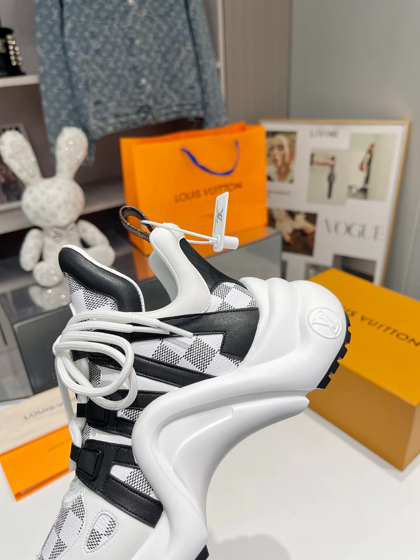 Кроссовки Женские Louis Vuitton 28152