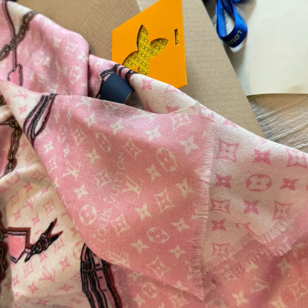 Шарфы Louis Vuitton 387036