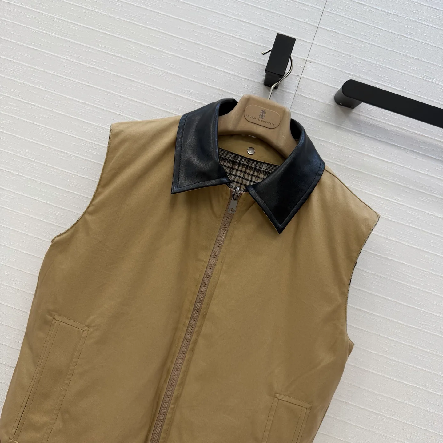 Жилеты Женские Brunello Cucinelli 19000940