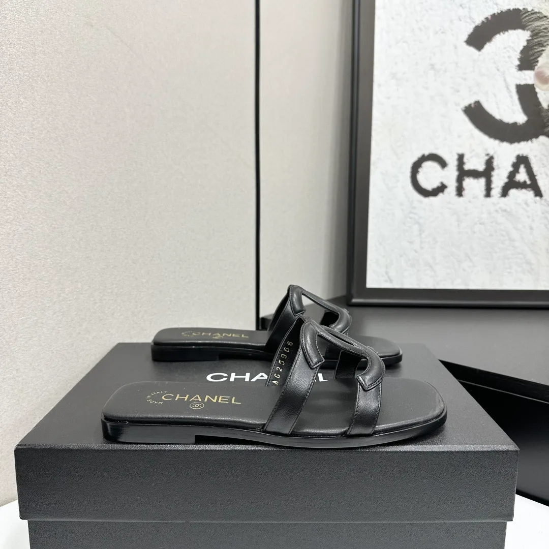 Шлепанцы Женские Chanel 11529465