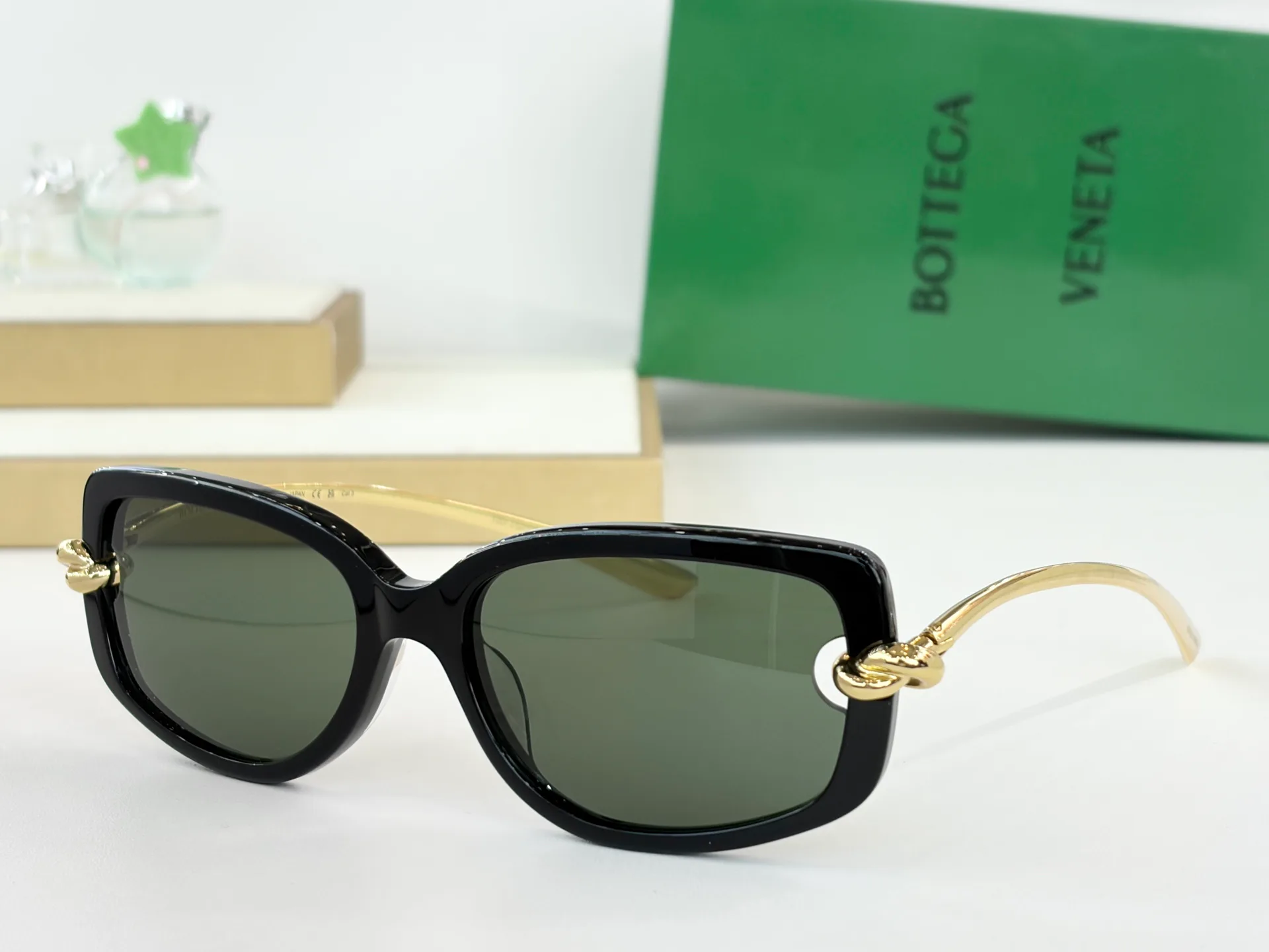 Очки Bottega Veneta 12564439