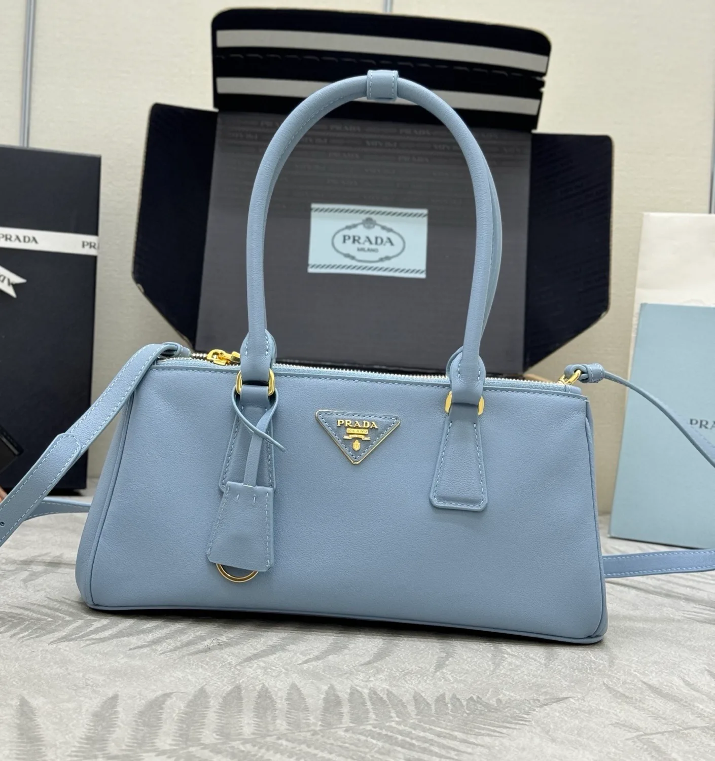 Классические Сумки Женские Prada 11353030