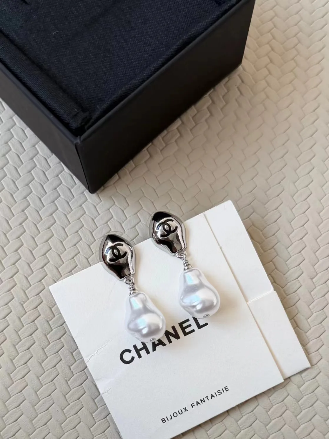 Бижутерия Chanel 18058990