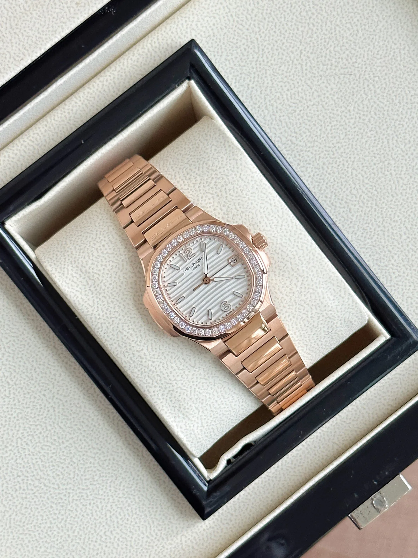 Часы Женские Patek Philippe 1256041