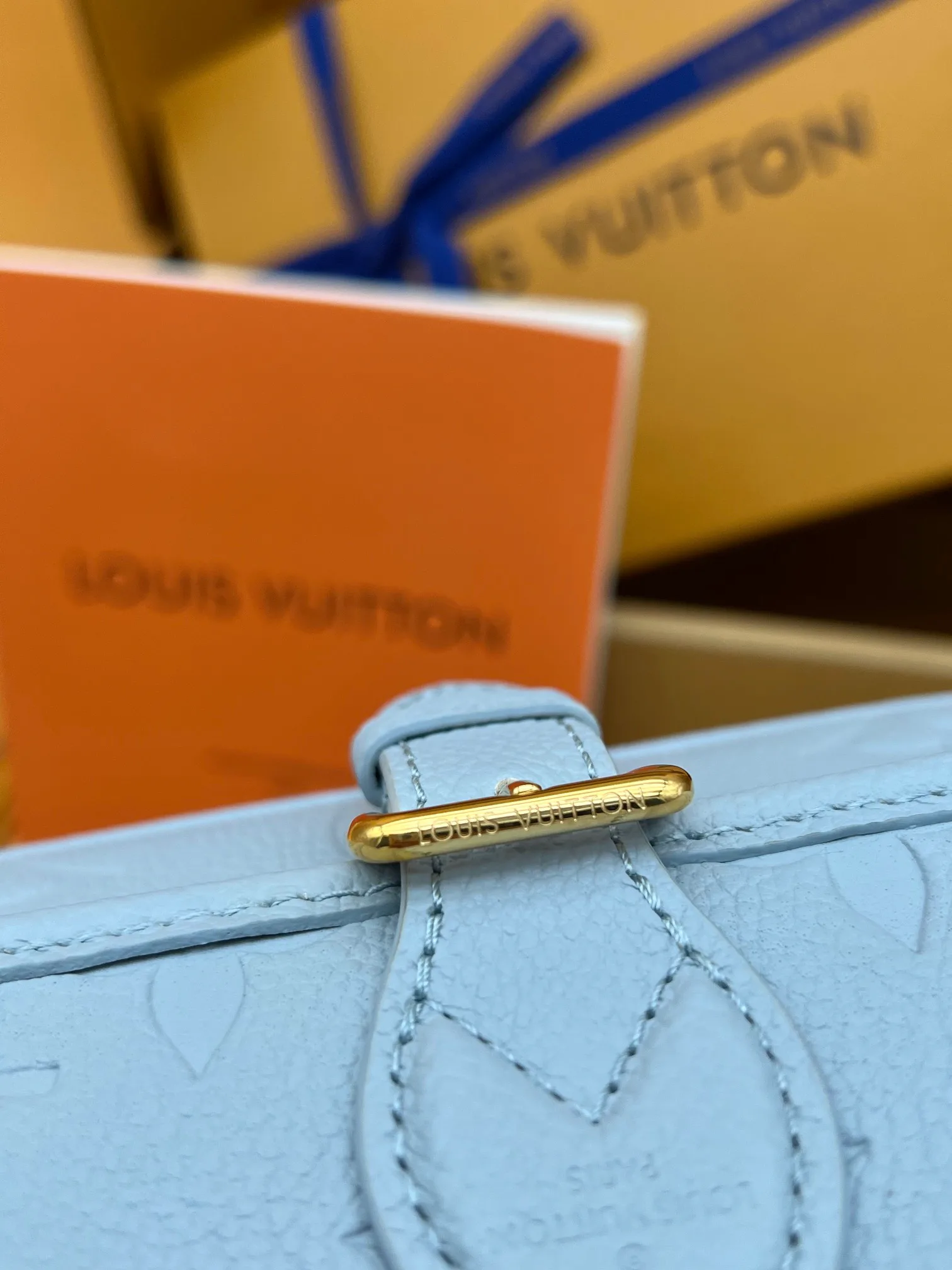 Сумки На Ремне Женские Louis Vuitton 3083