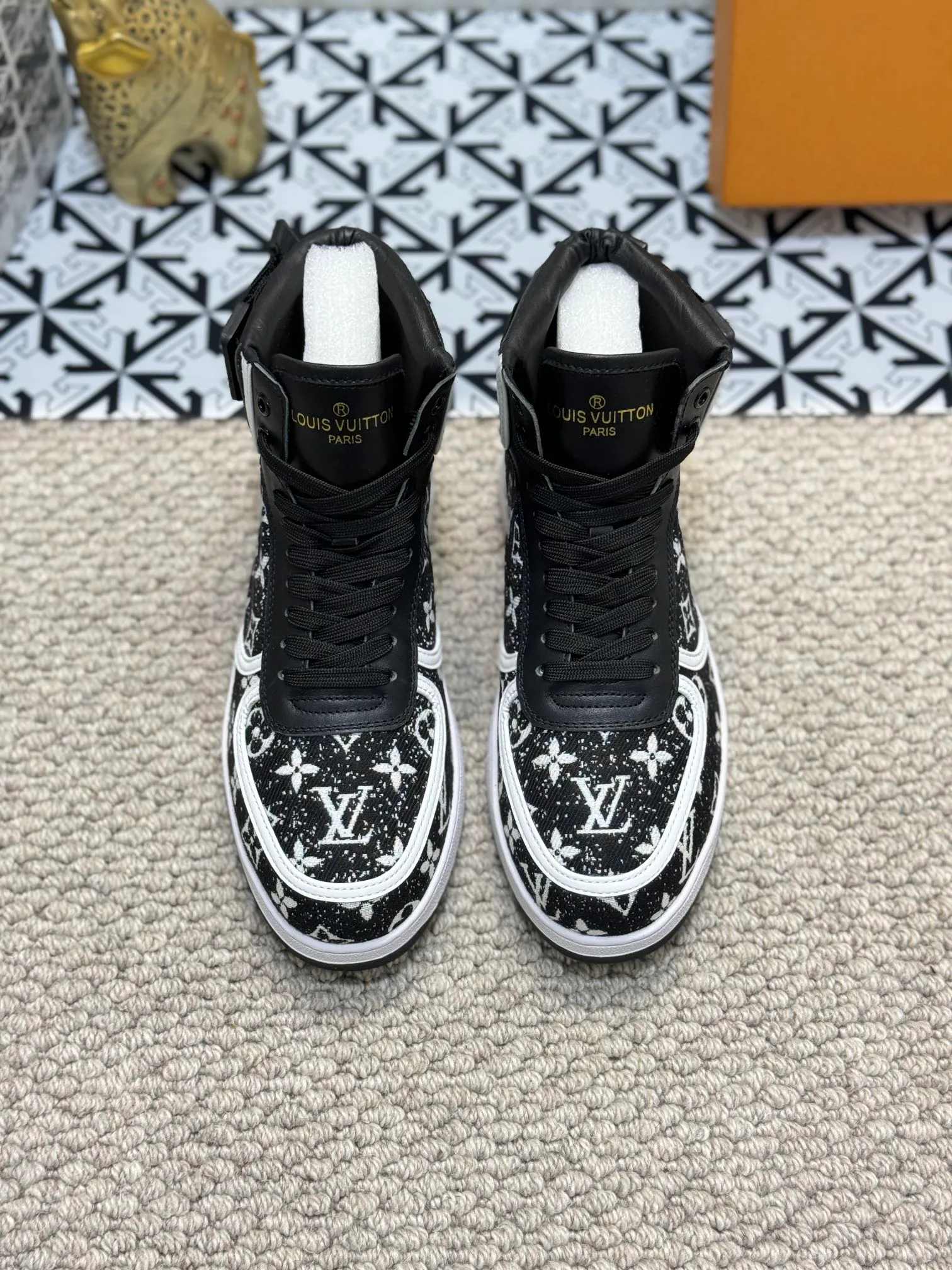 Сникерсы Мужские Louis Vuitton 261186