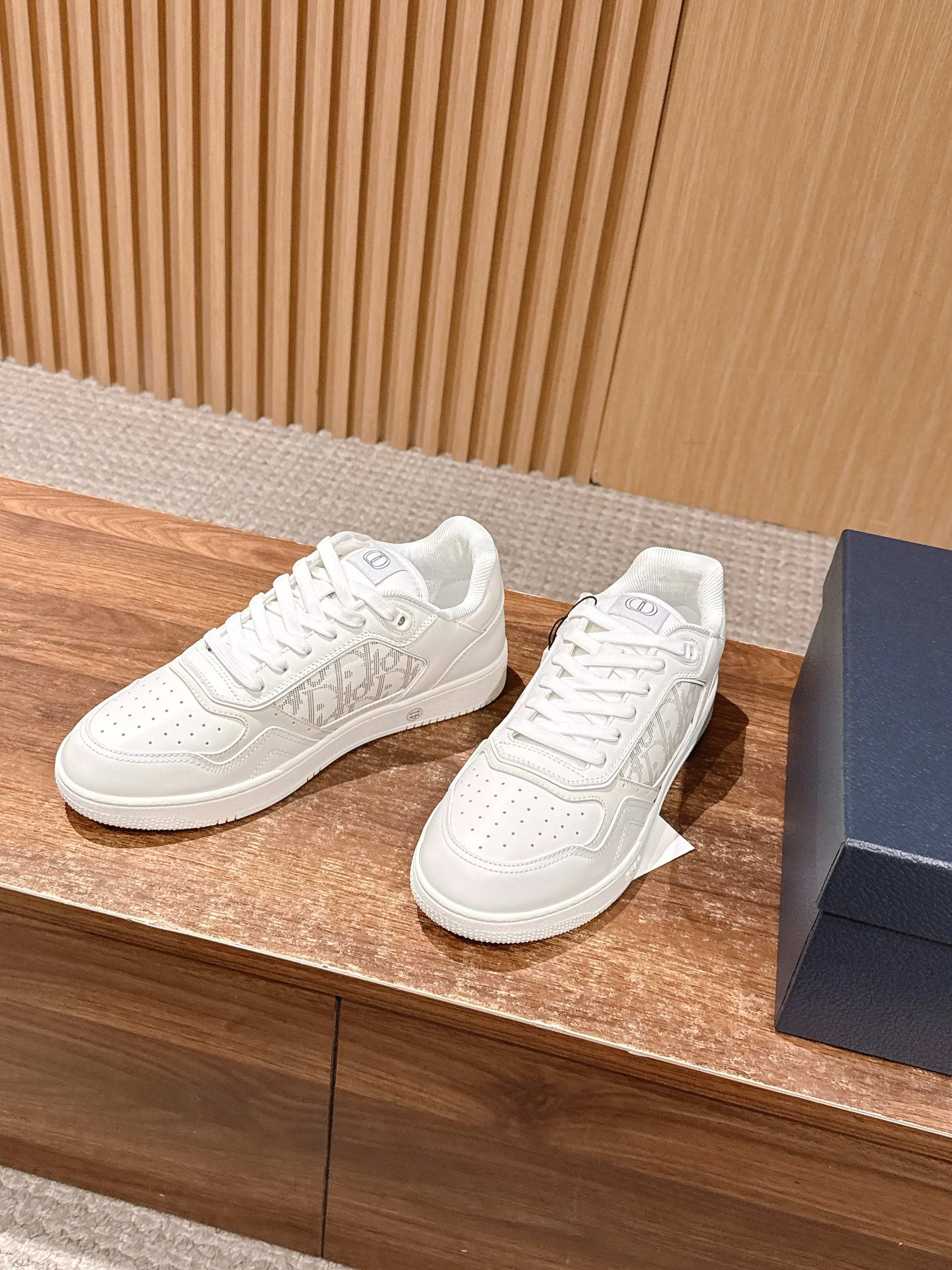 Кроссовки Мужские Christian Dior 4385853