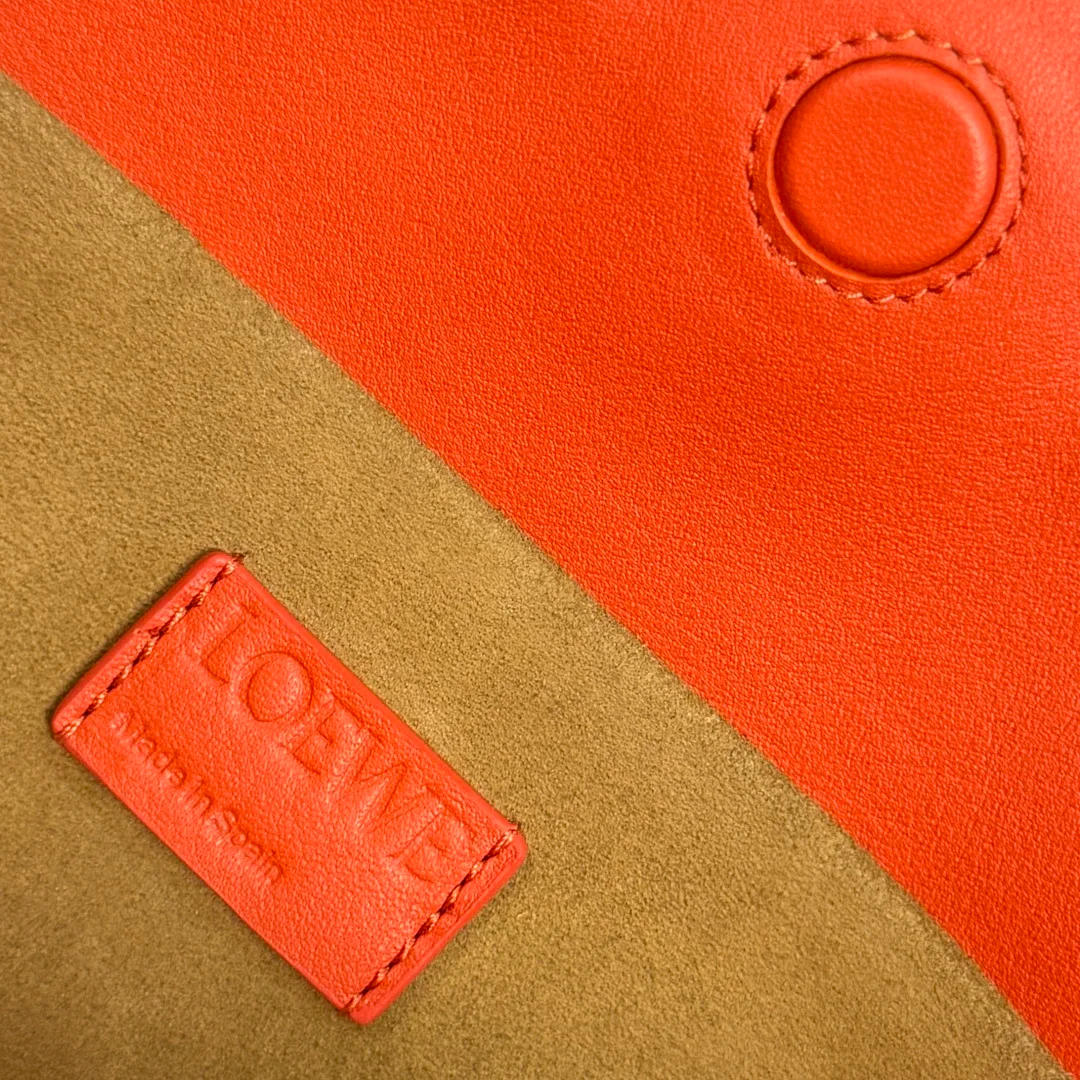 Классические Сумки Женские Loewe 17502836