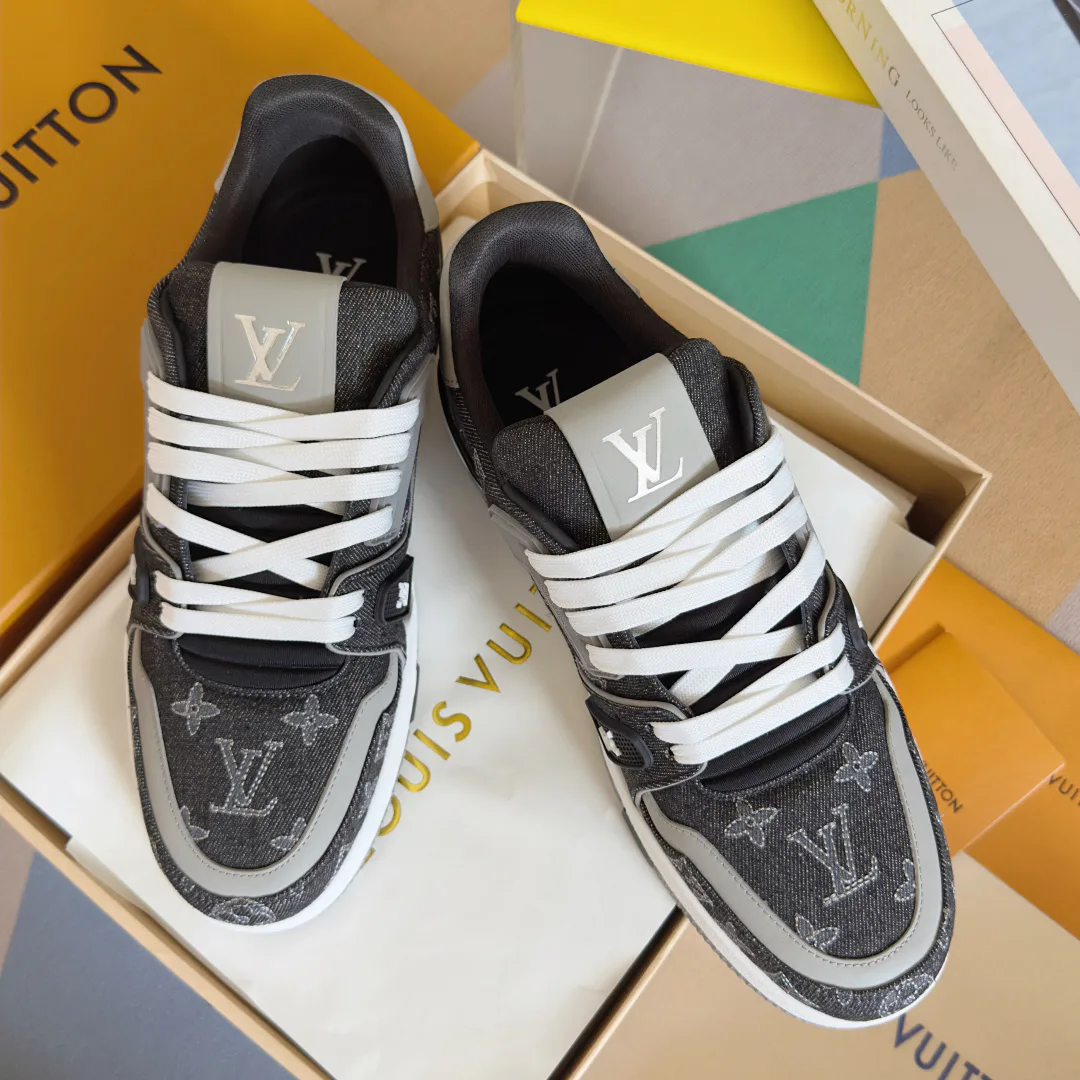 Кроссовки Женские Louis Vuitton 404442