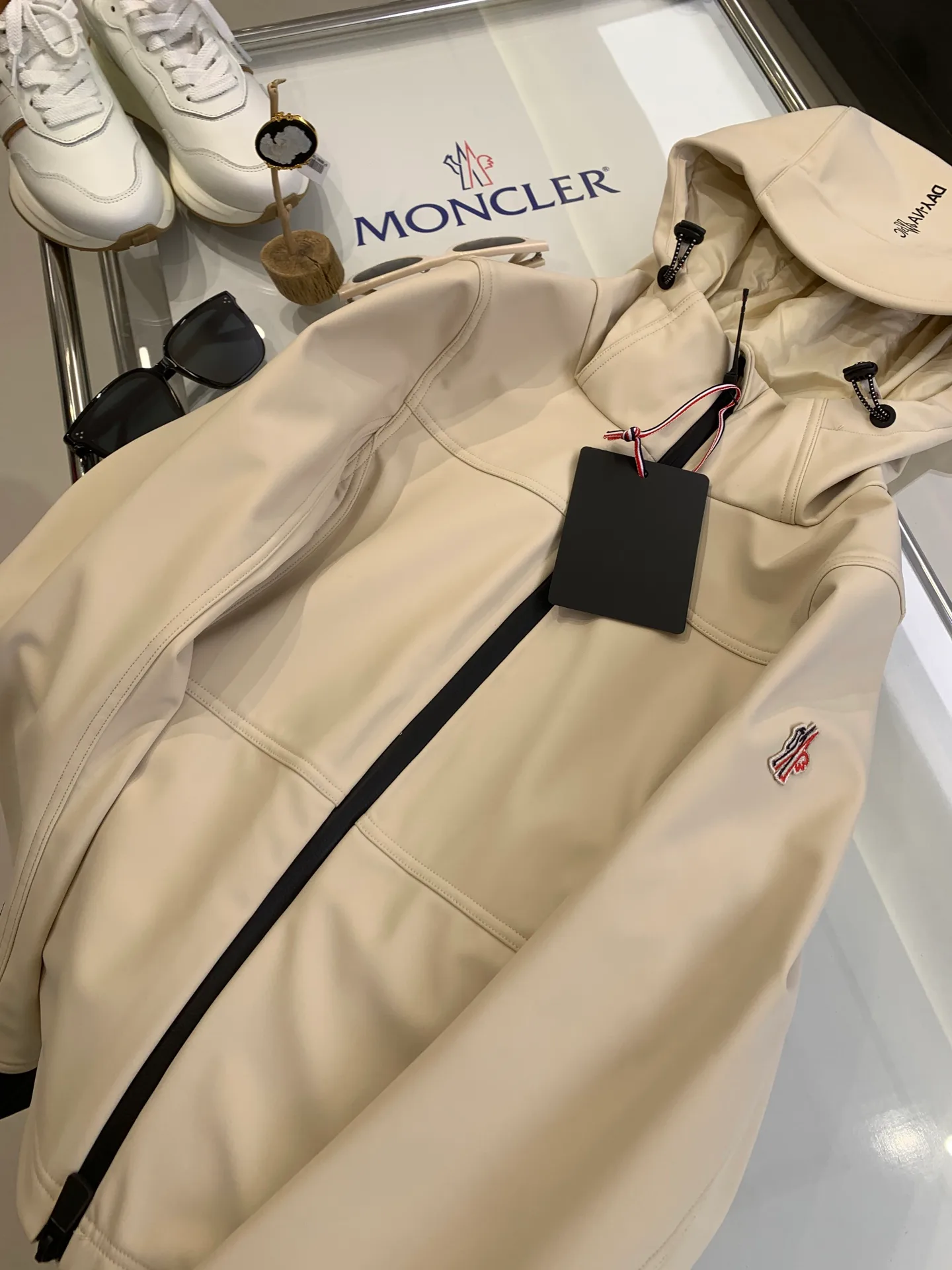 Куртки И Пуховики Женские Moncler 10248571