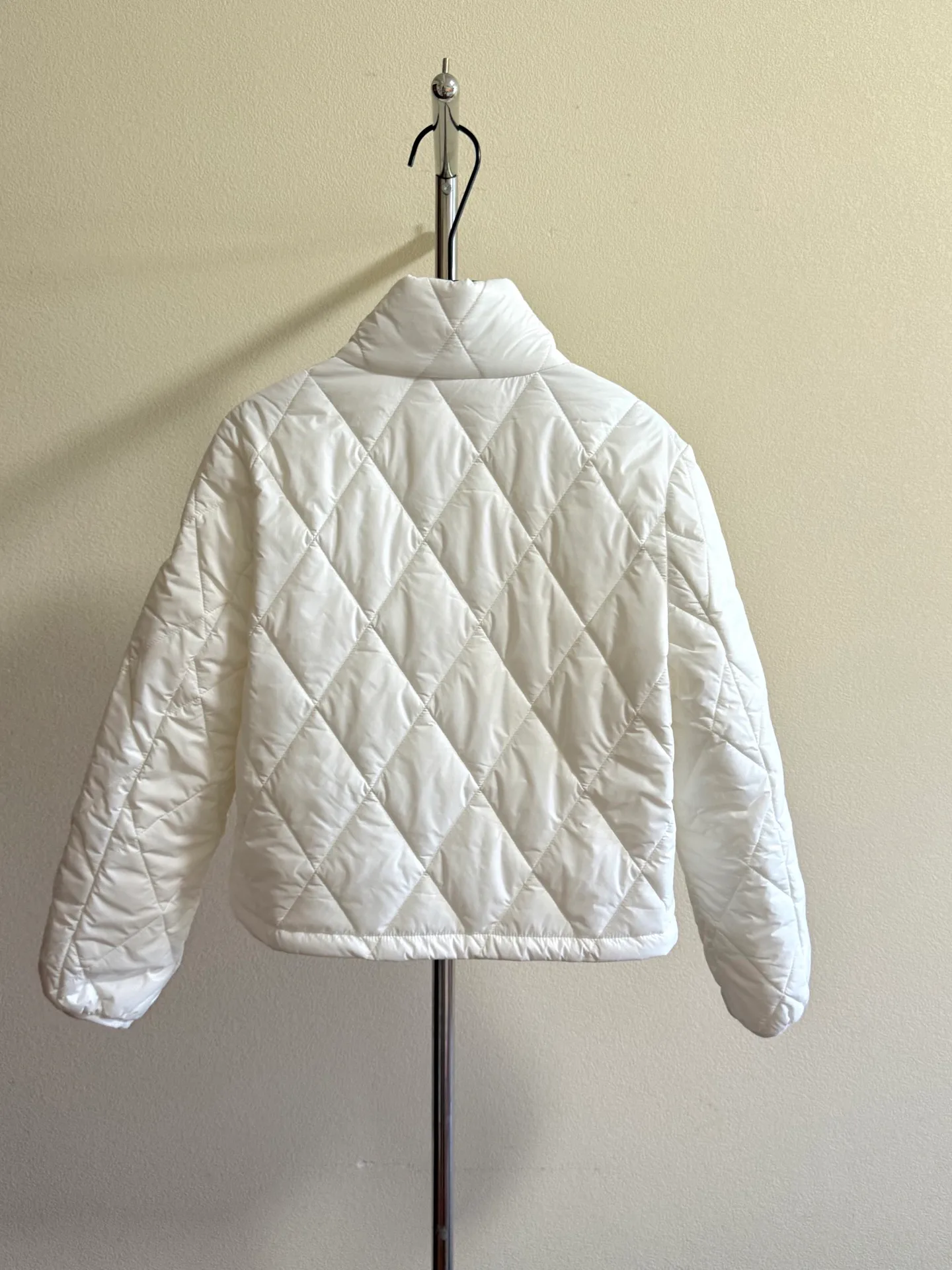 Куртки И Пуховики Женские Burberry 18518525