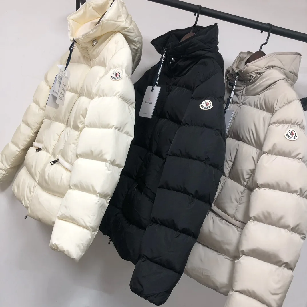 Куртки И Пуховики Женские Moncler 6179082