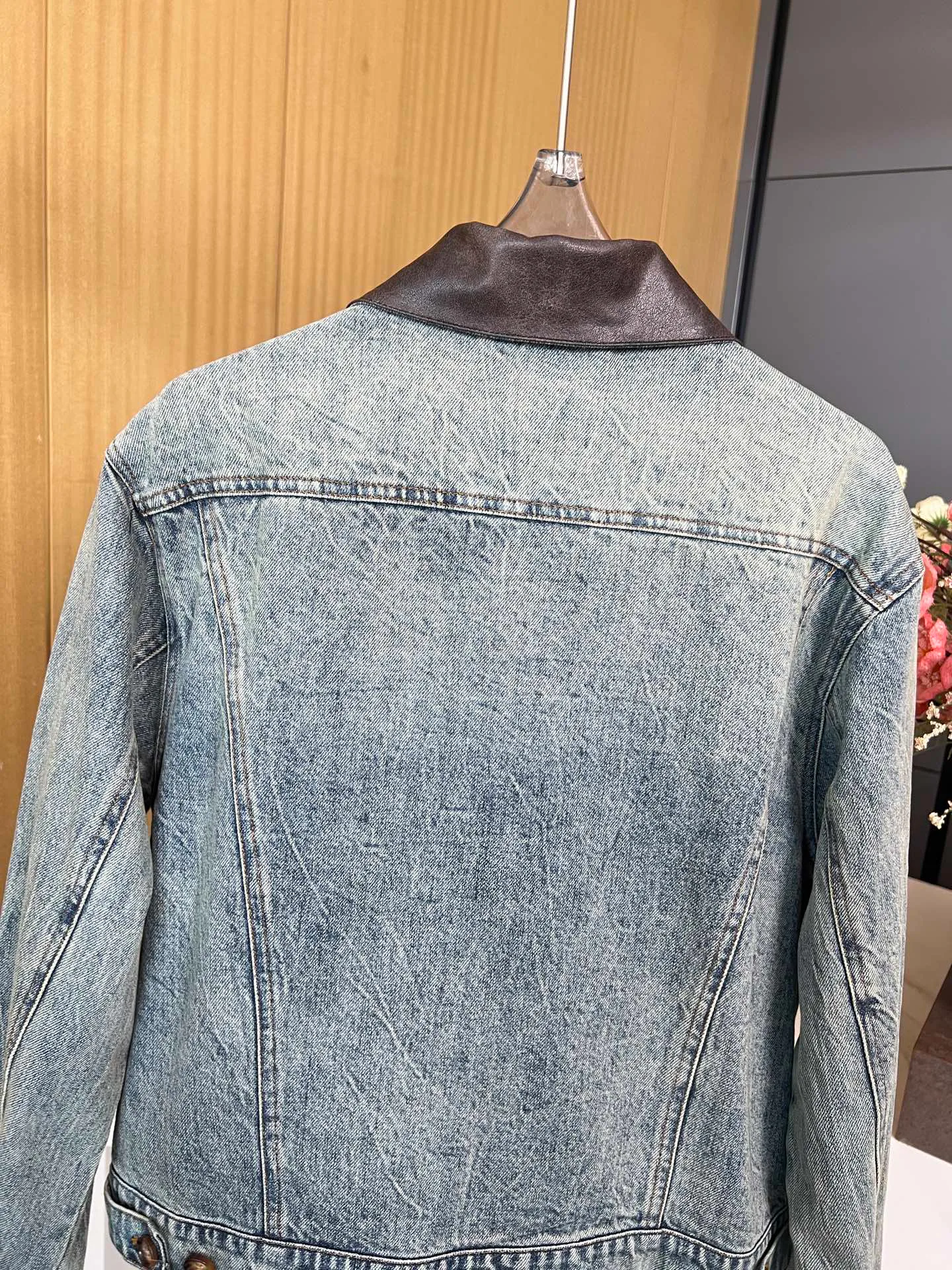 Куртки И Пуховики Женские Miu Miu 339833