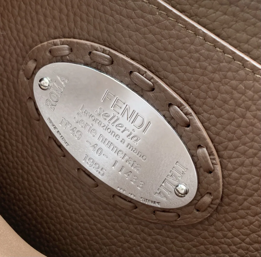 Классические Сумки Женские Fendi 11671436