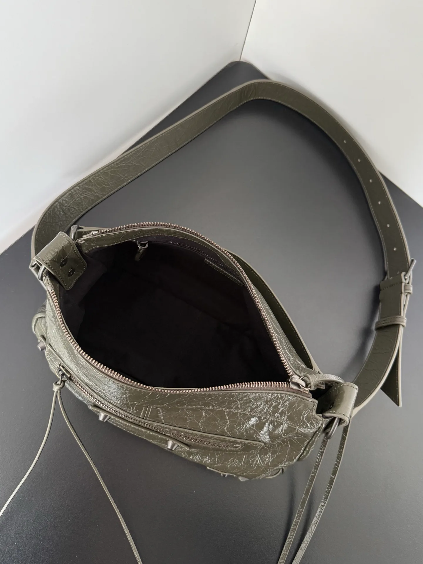 Классические Сумки Женские Balenciaga 11451455