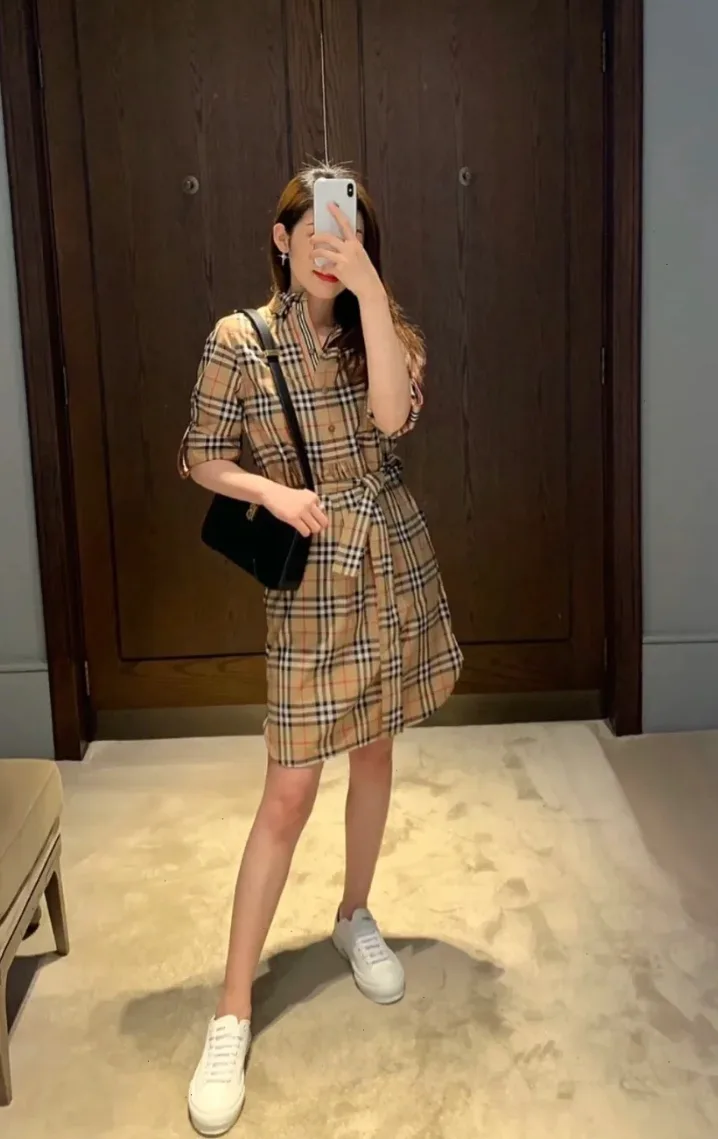 Платья Женские Burberry 10404990