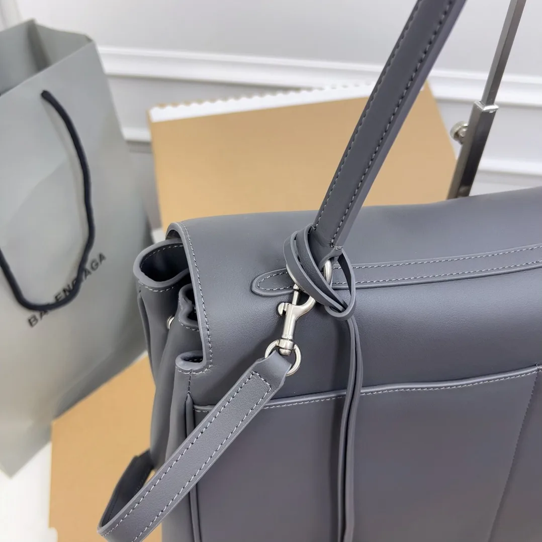 Классические Сумки Женские Balenciaga 11872227