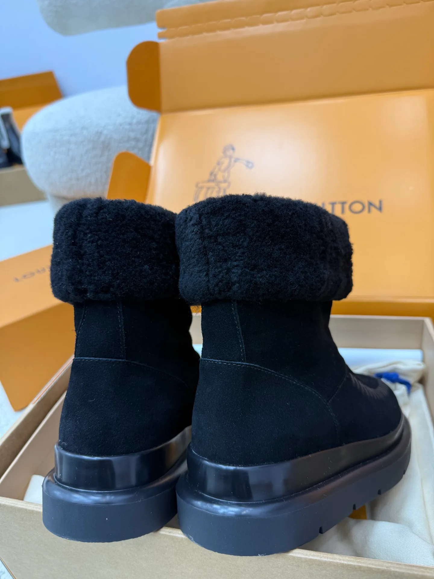 Угги Женские Louis Vuitton 808231