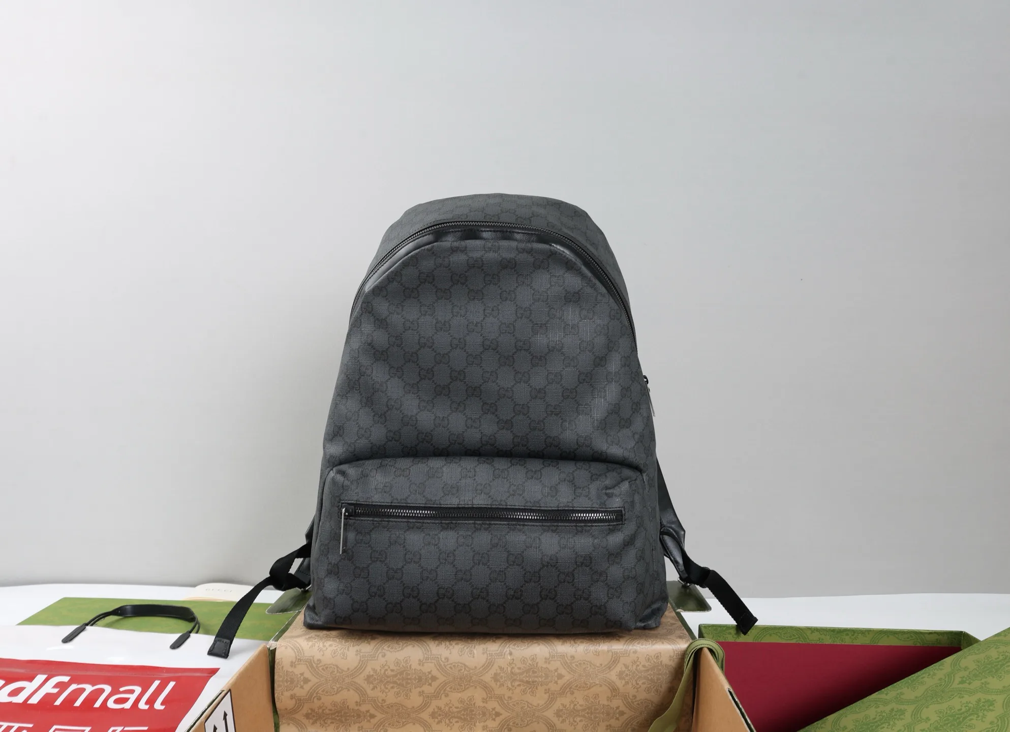 Рюкзаки Женские Gucci 17947836