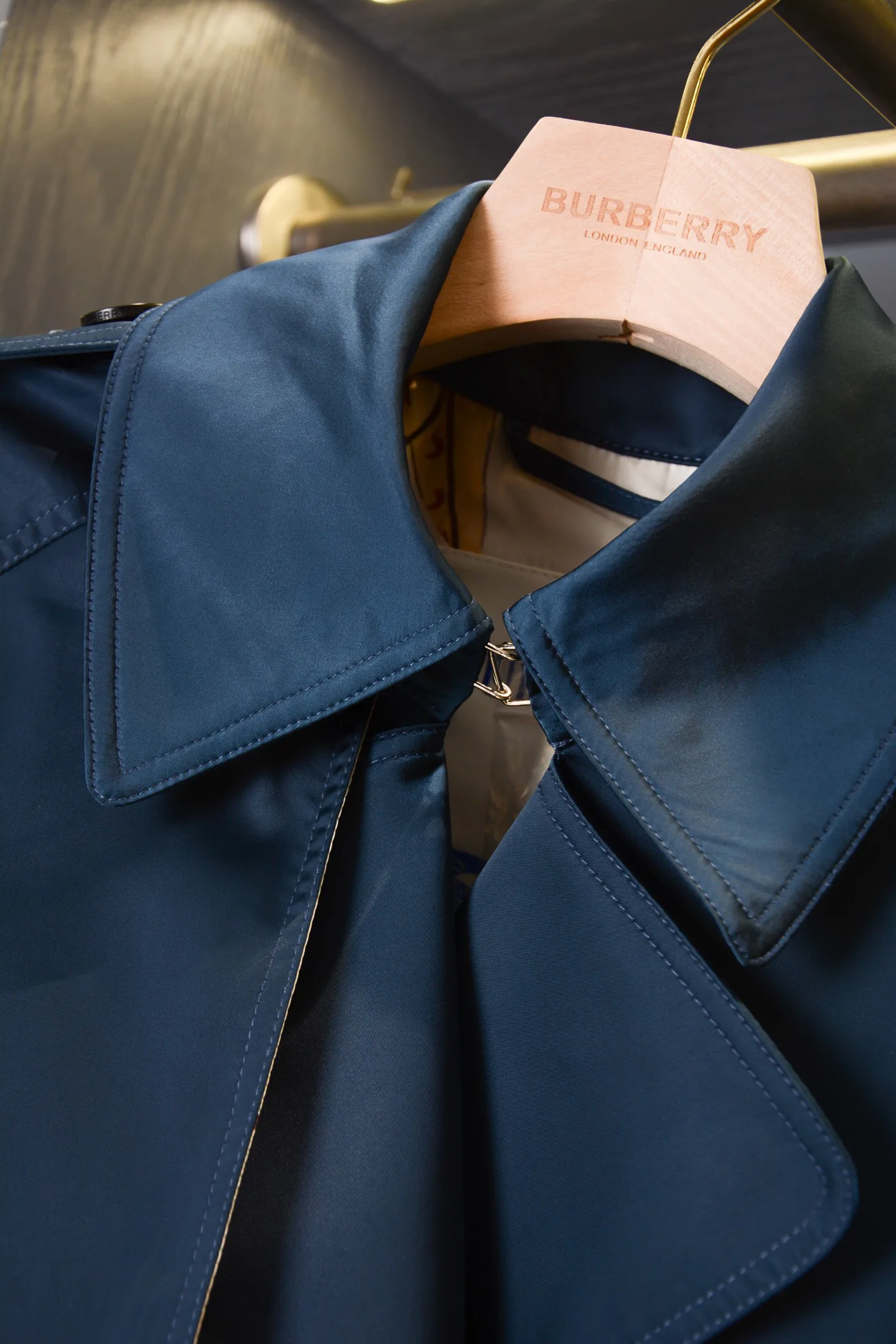 Тренчи Женские Burberry 18512861
