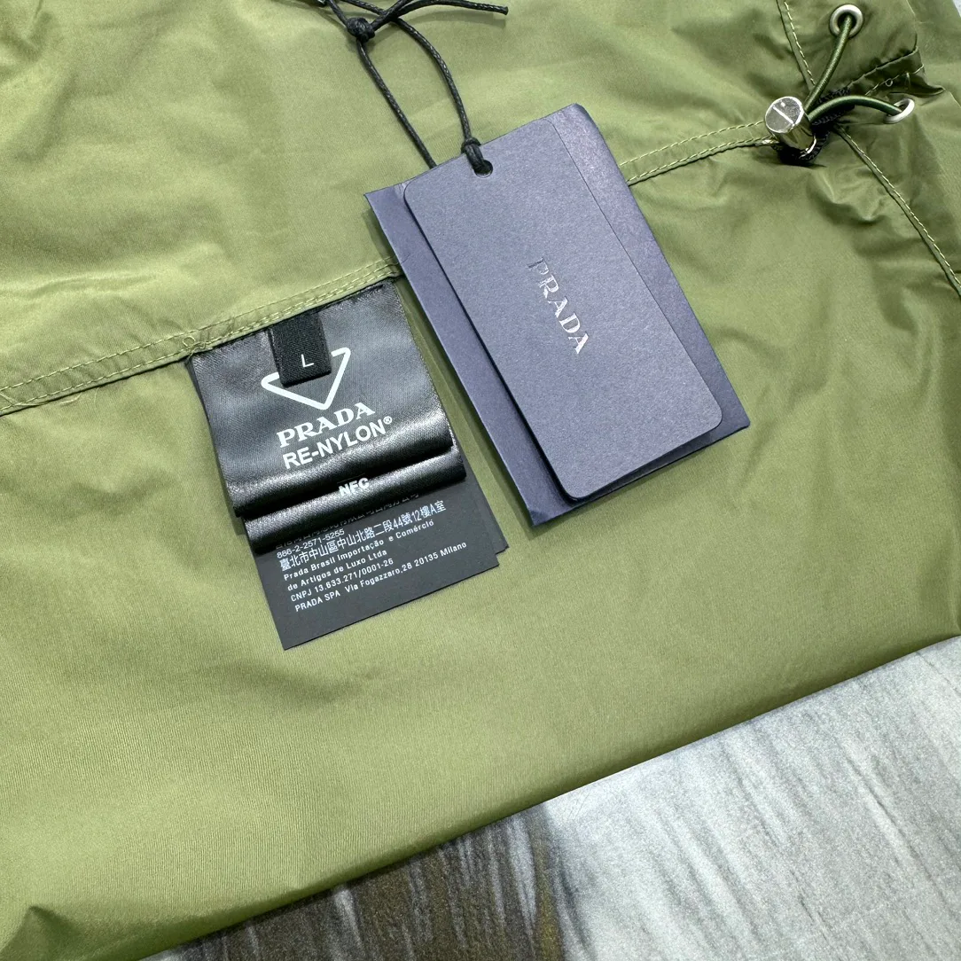 Рубашки Мужские Prada 13213634