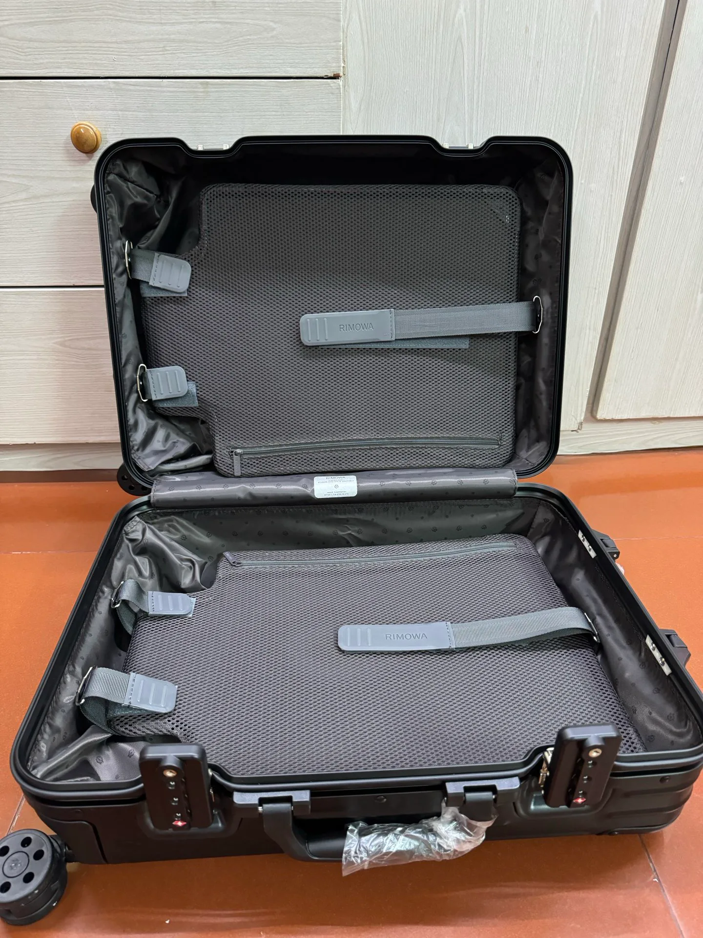 Чемоданы Rimowa 14319437