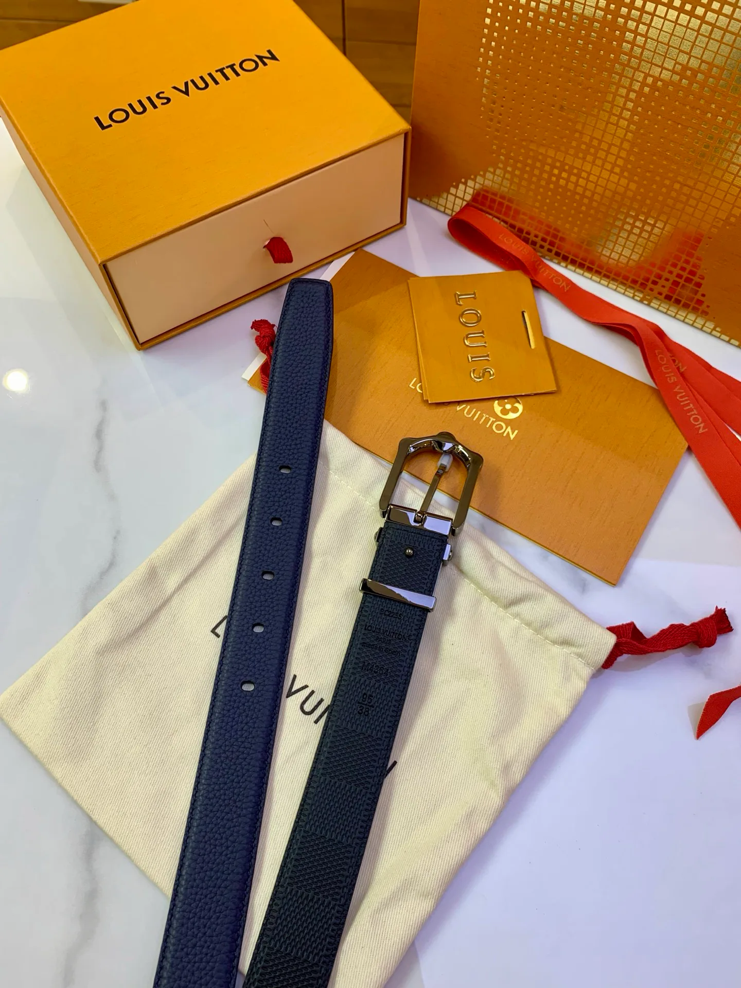Ремни Louis Vuitton 17638908