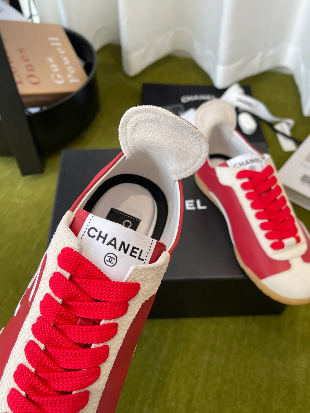 Кроссовки Женские Chanel 19578505