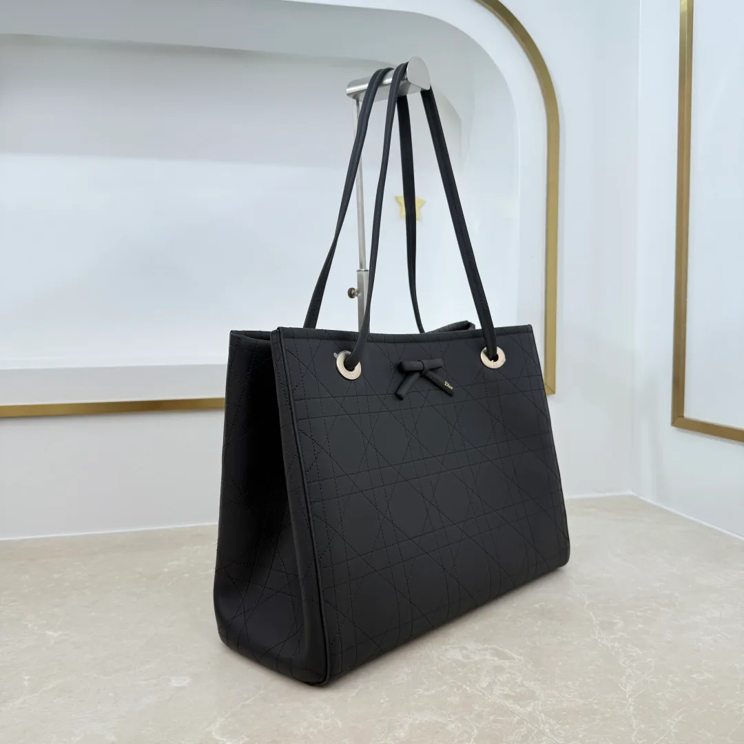 Классические Сумки Женские Christian Dior 18187805