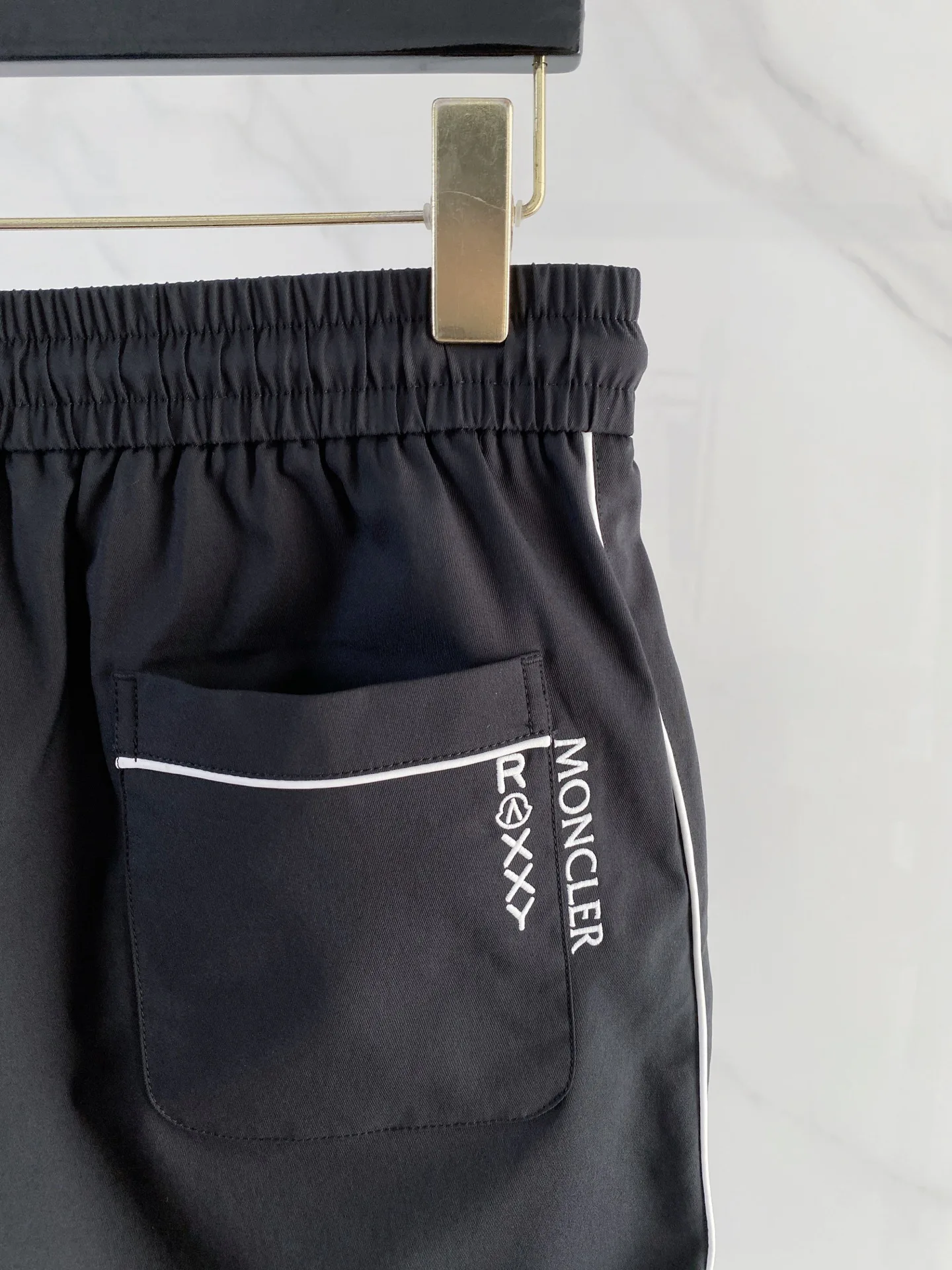 Шорты Женские Moncler 11584582