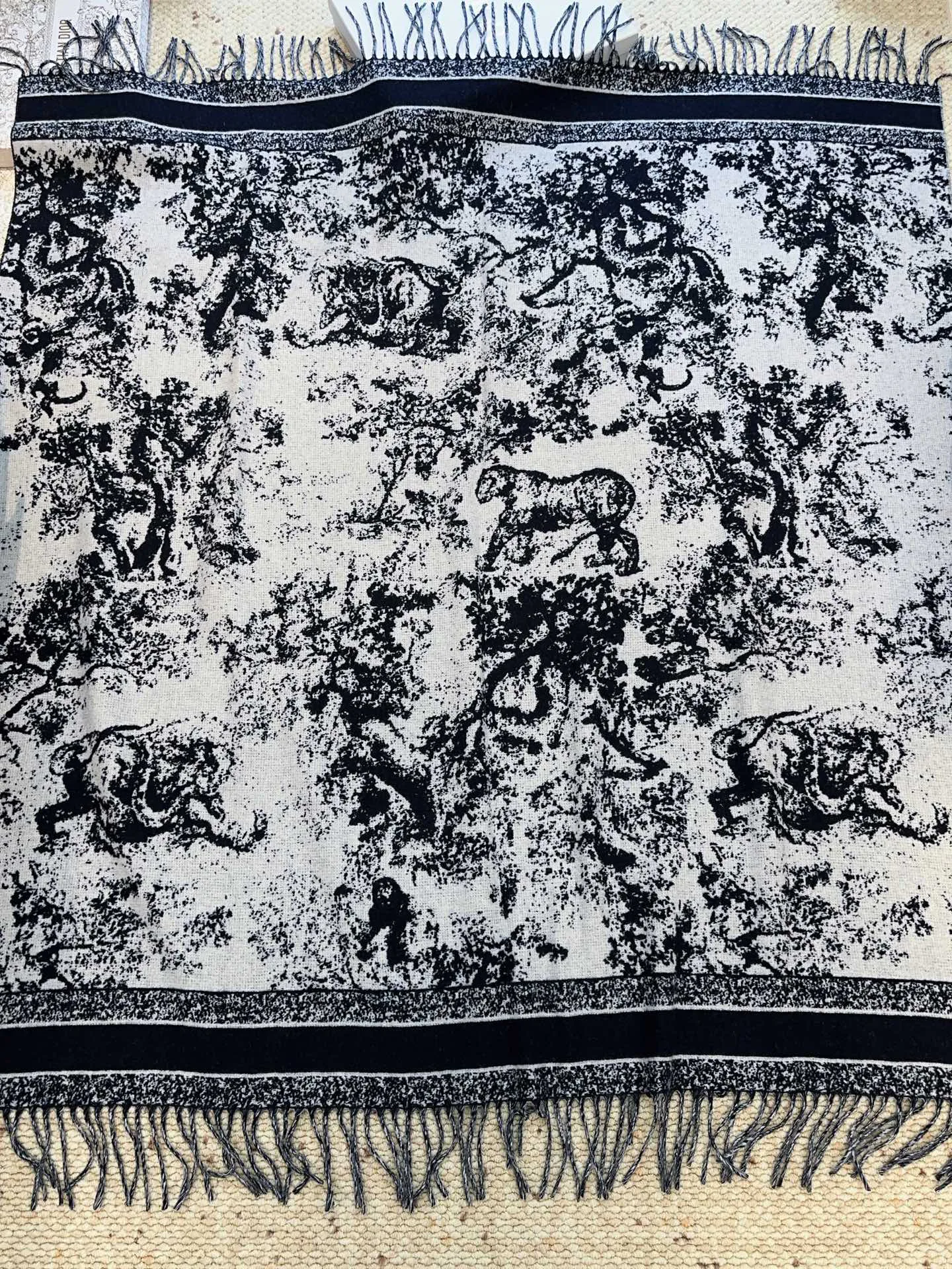 Шарфы Christian Dior 318380