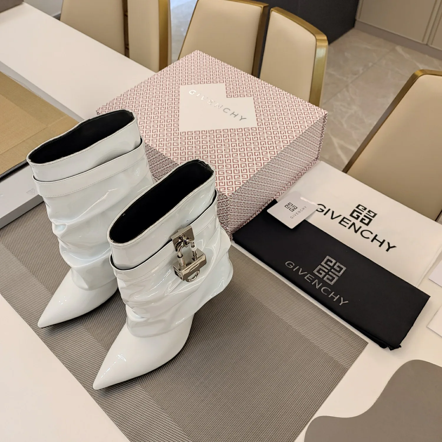 Ботильоны Женские Givenchy 546327