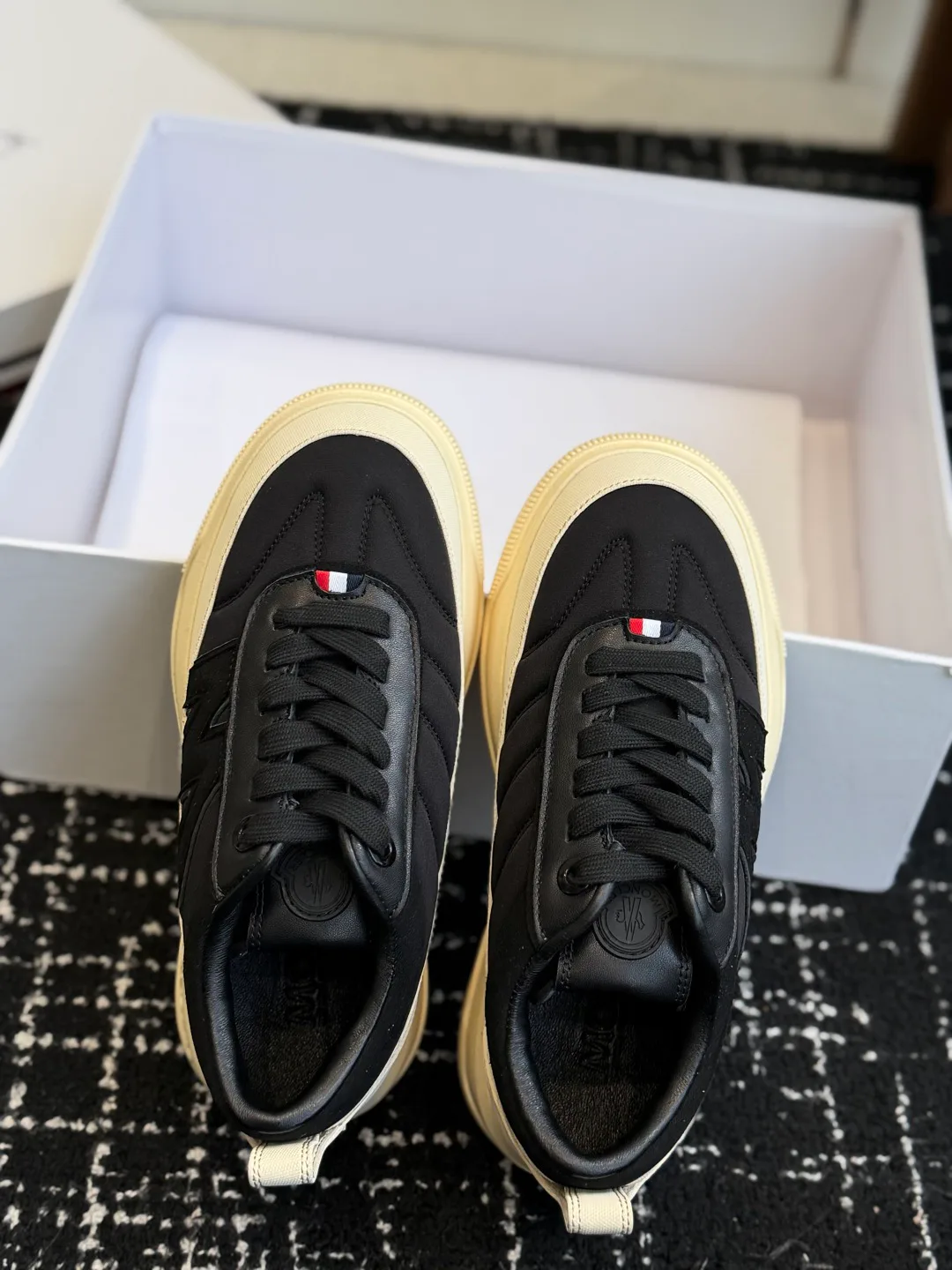 Кроссовки Женские Moncler 1294107