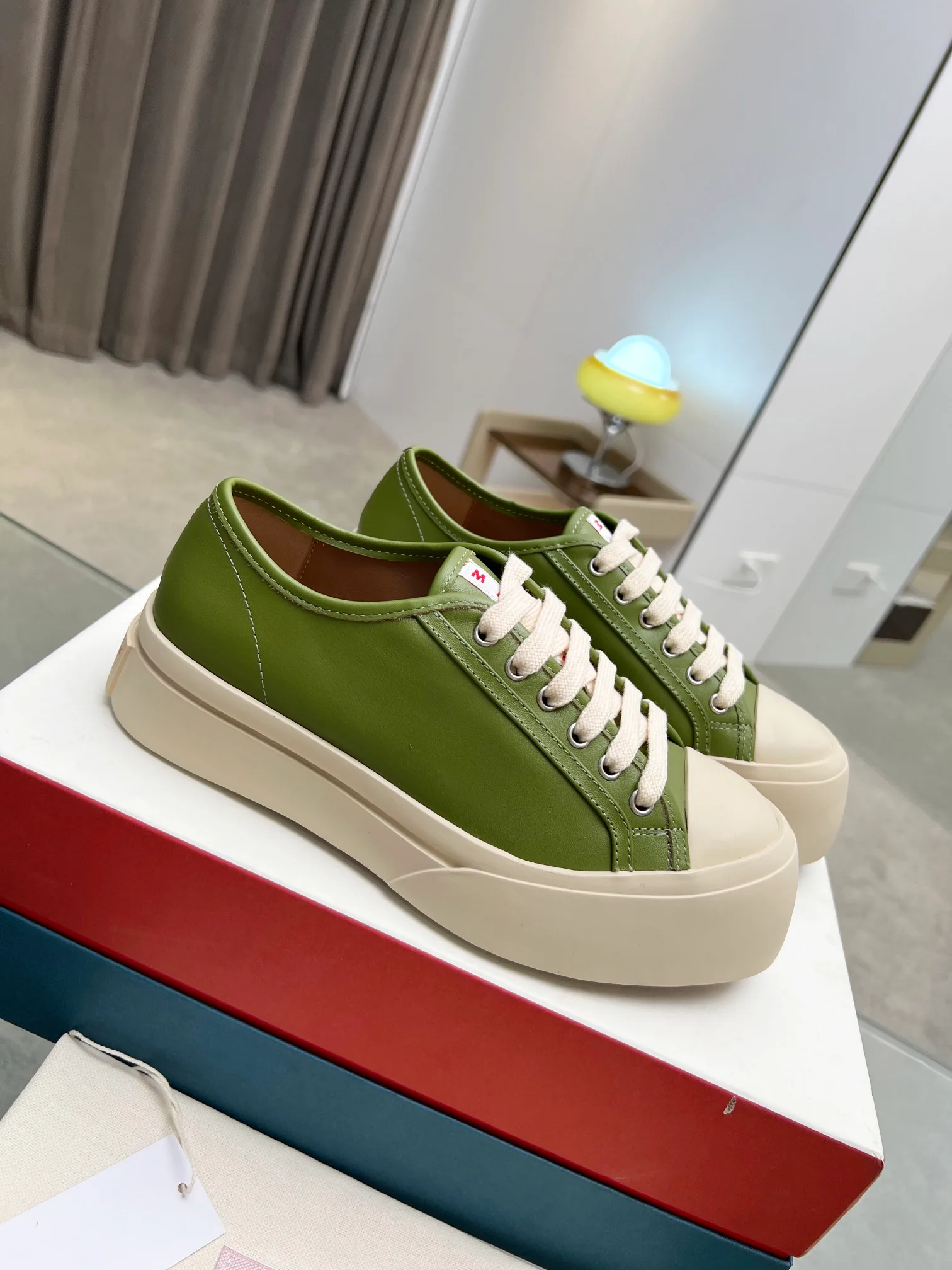 Кроссовки Женские Marni 18039751