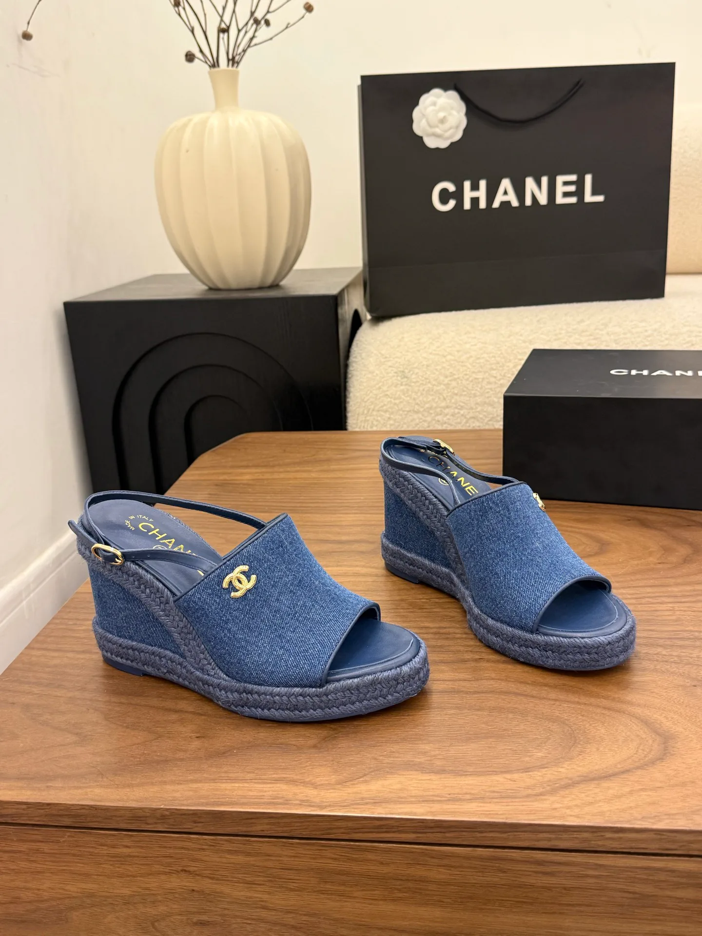 Босоножки Женские Chanel 13444916