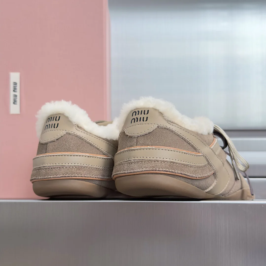 Кроссовки Женские Miu Miu 18505377