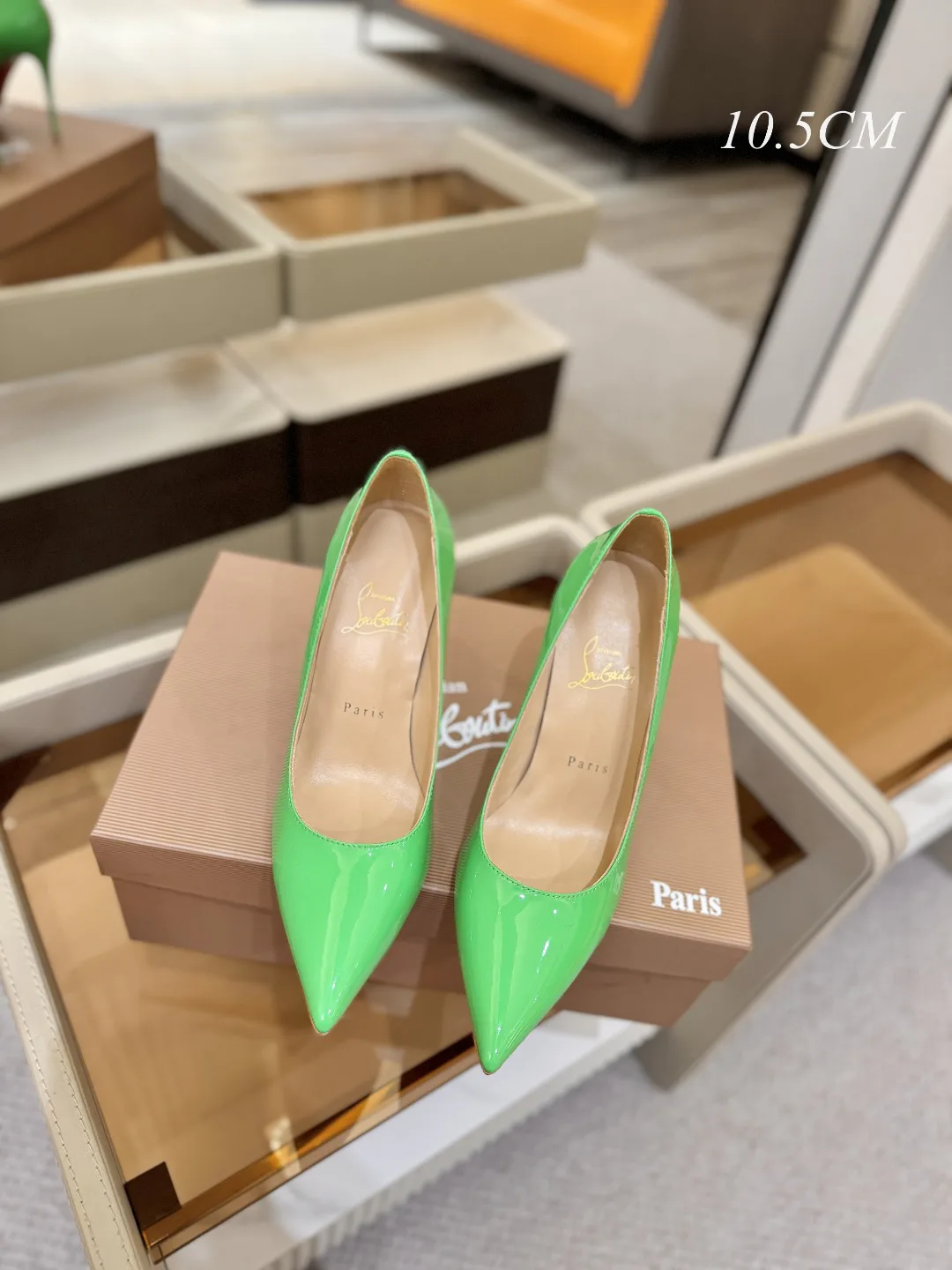 Туфли Женские Christian Louboutin 11079841