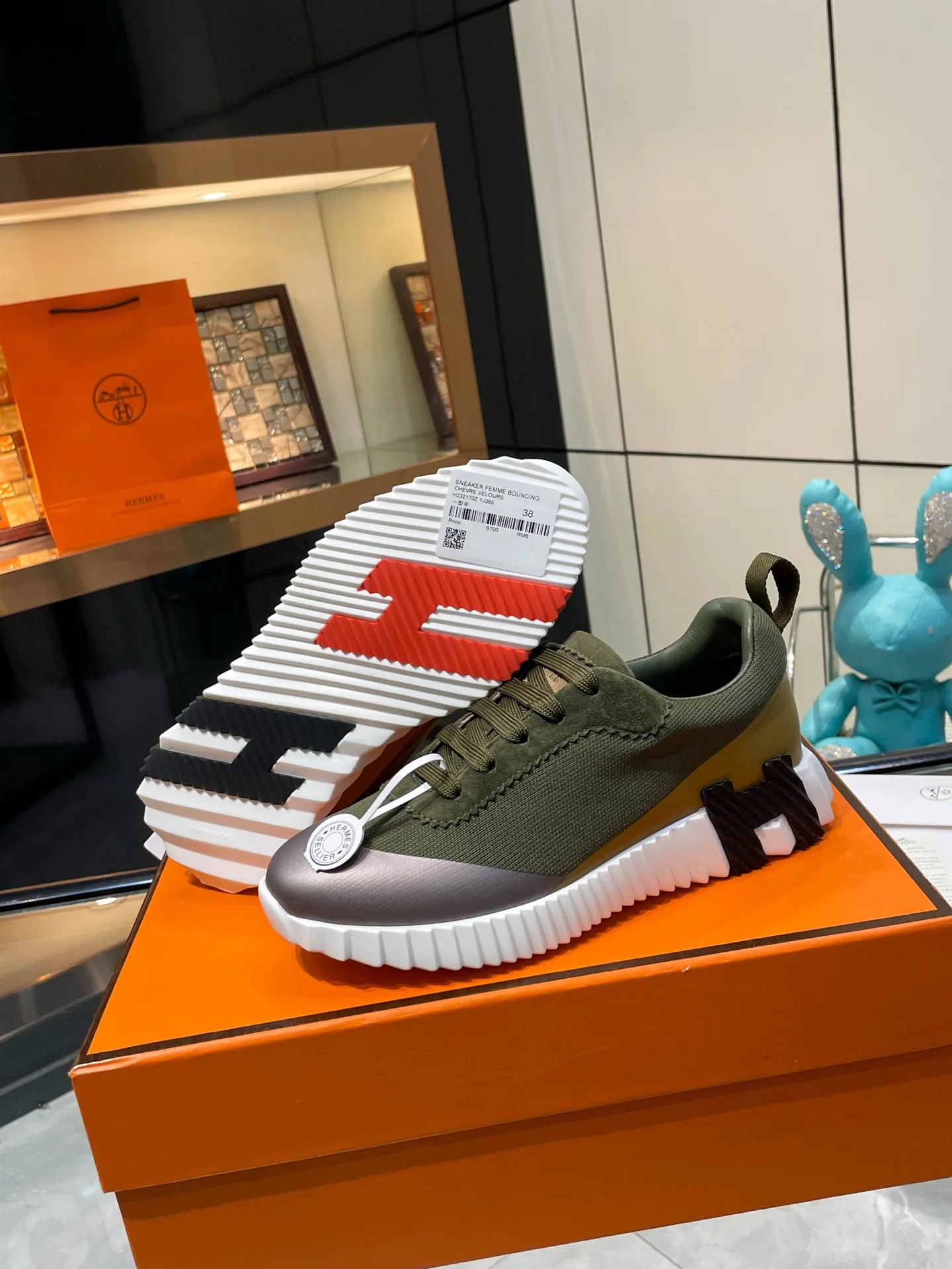 Кроссовки Женские Hermes 17954780