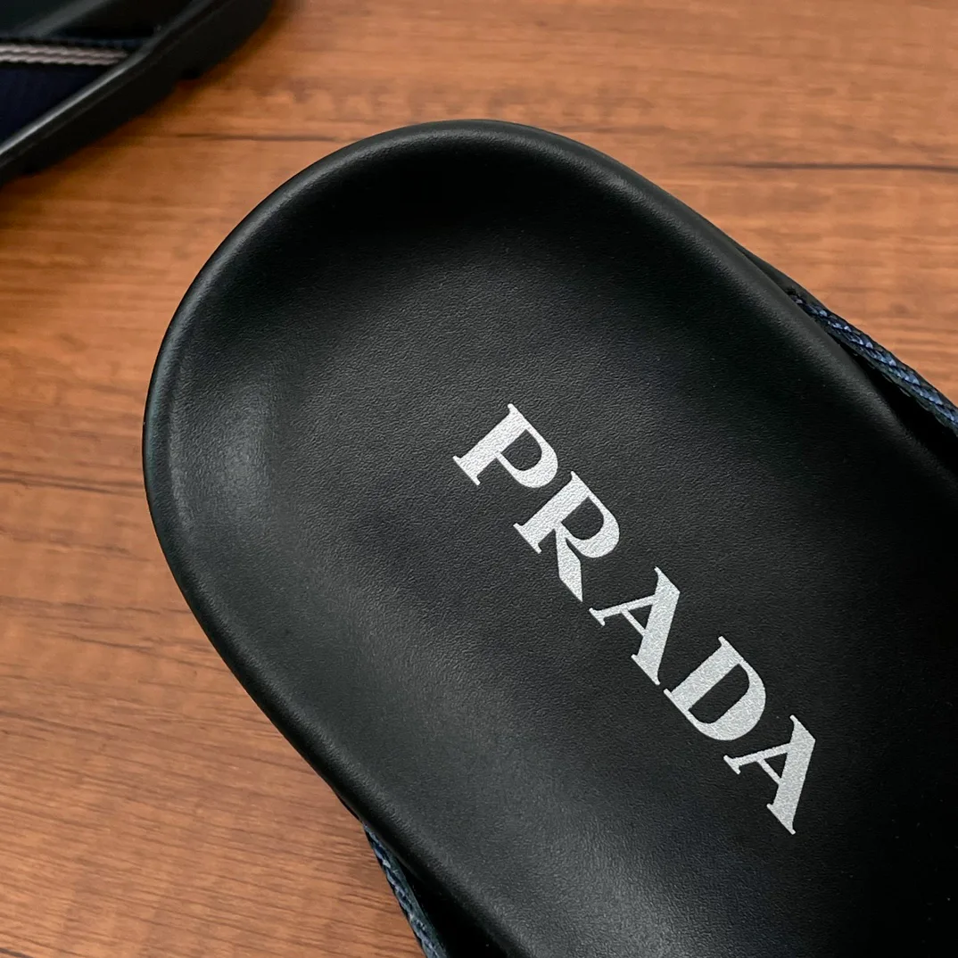 Шлепанцы Мужские Prada 17280264