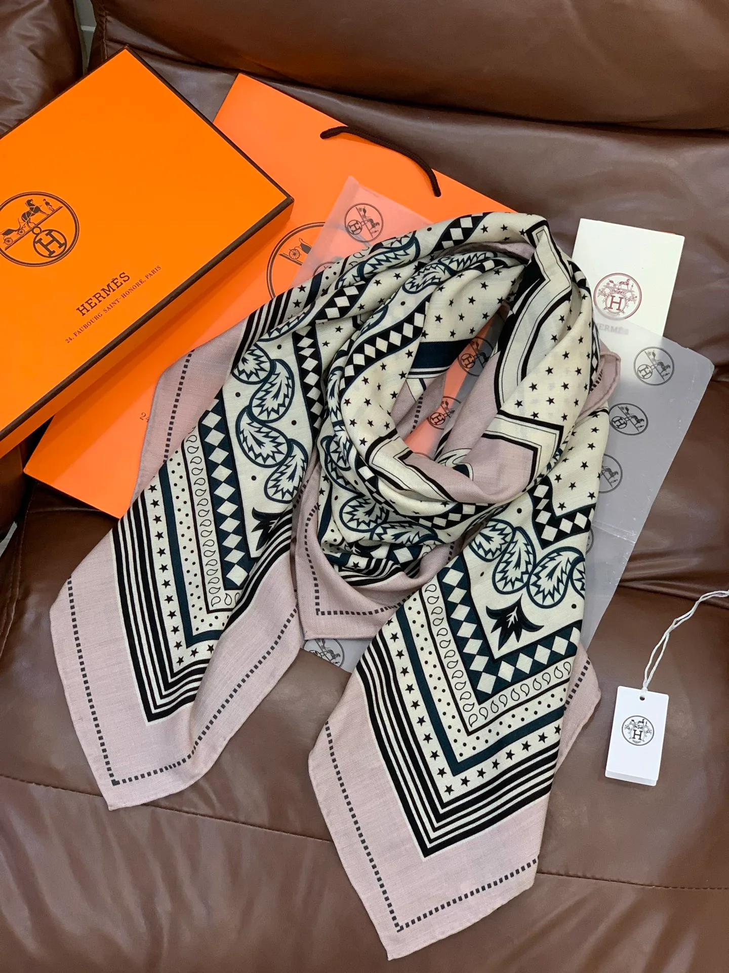 Платки Hermes 318434