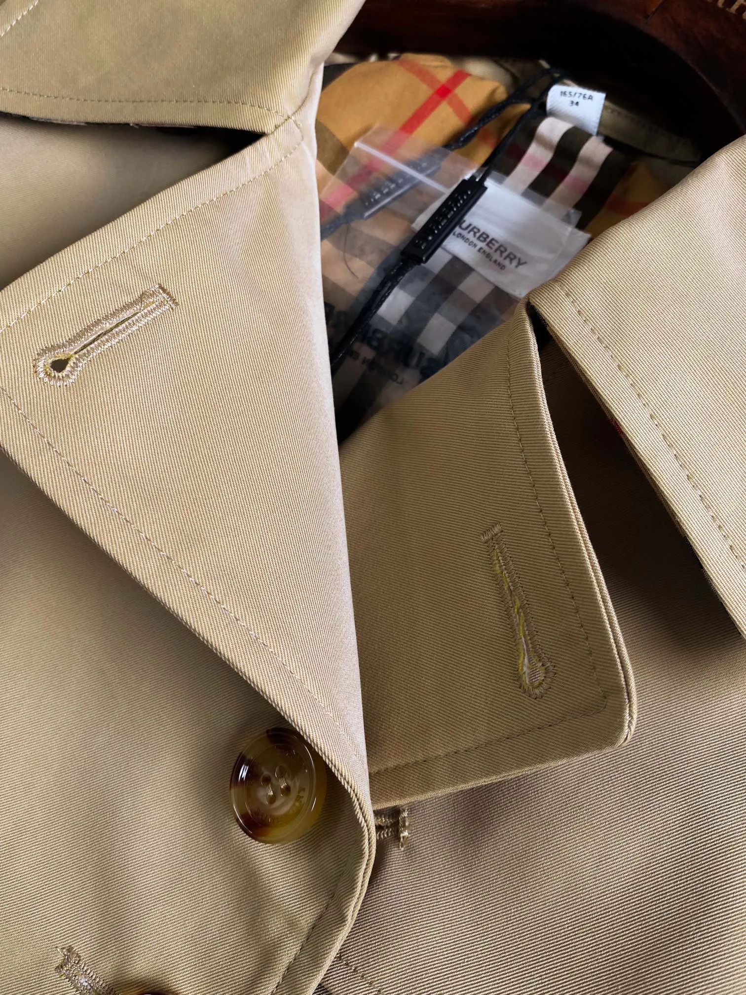 Тренчи Женские Burberry 3684