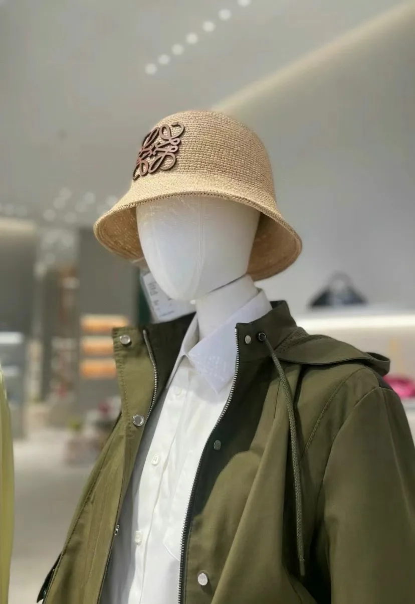 Головные Уборы Loewe 35976